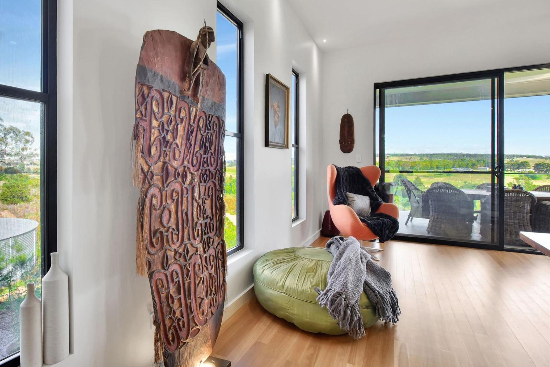 Cranky Corner River View! Where Luxury Meets Nature