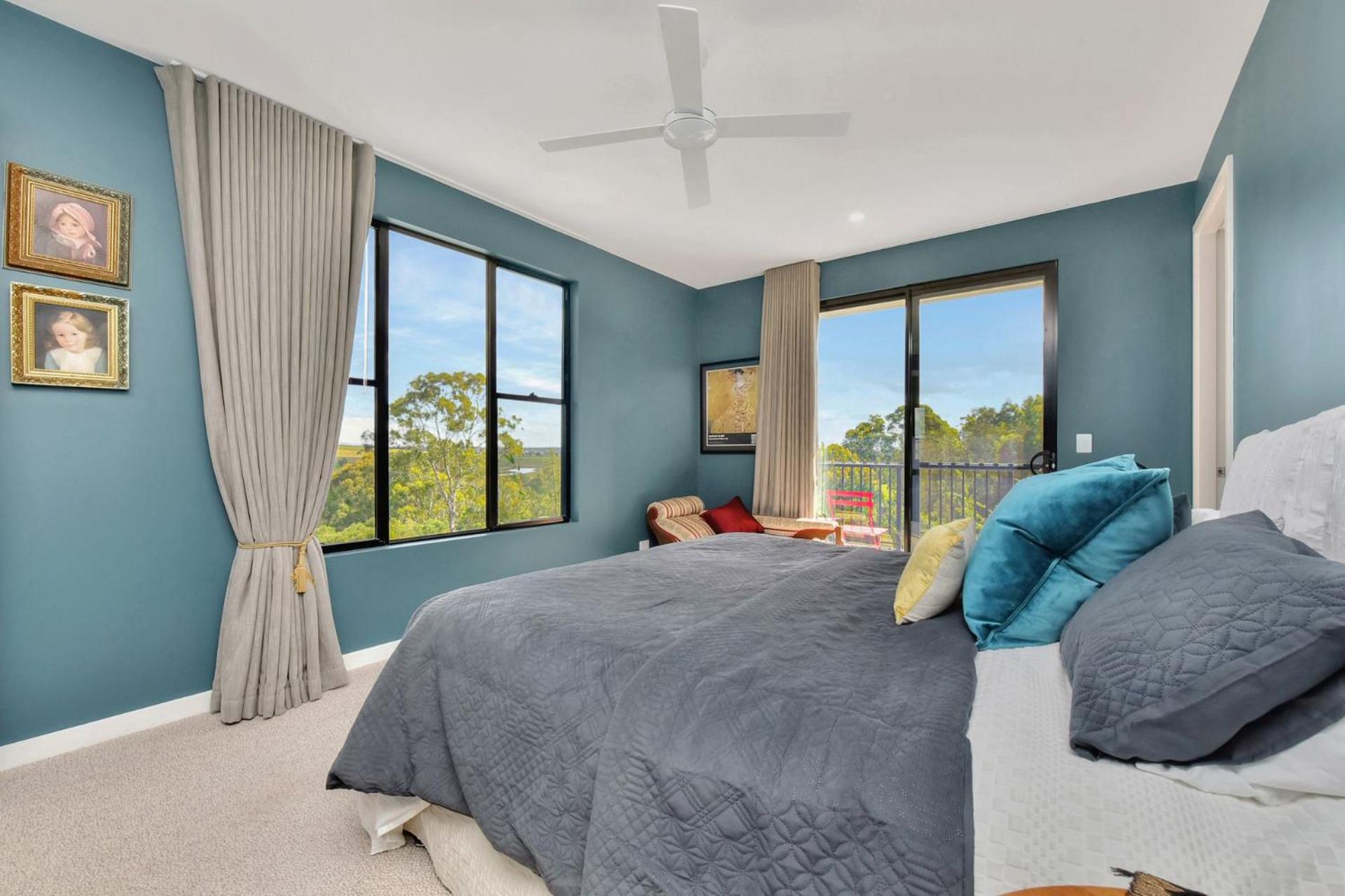 Cranky Corner River View! Where Luxury Meets Nature