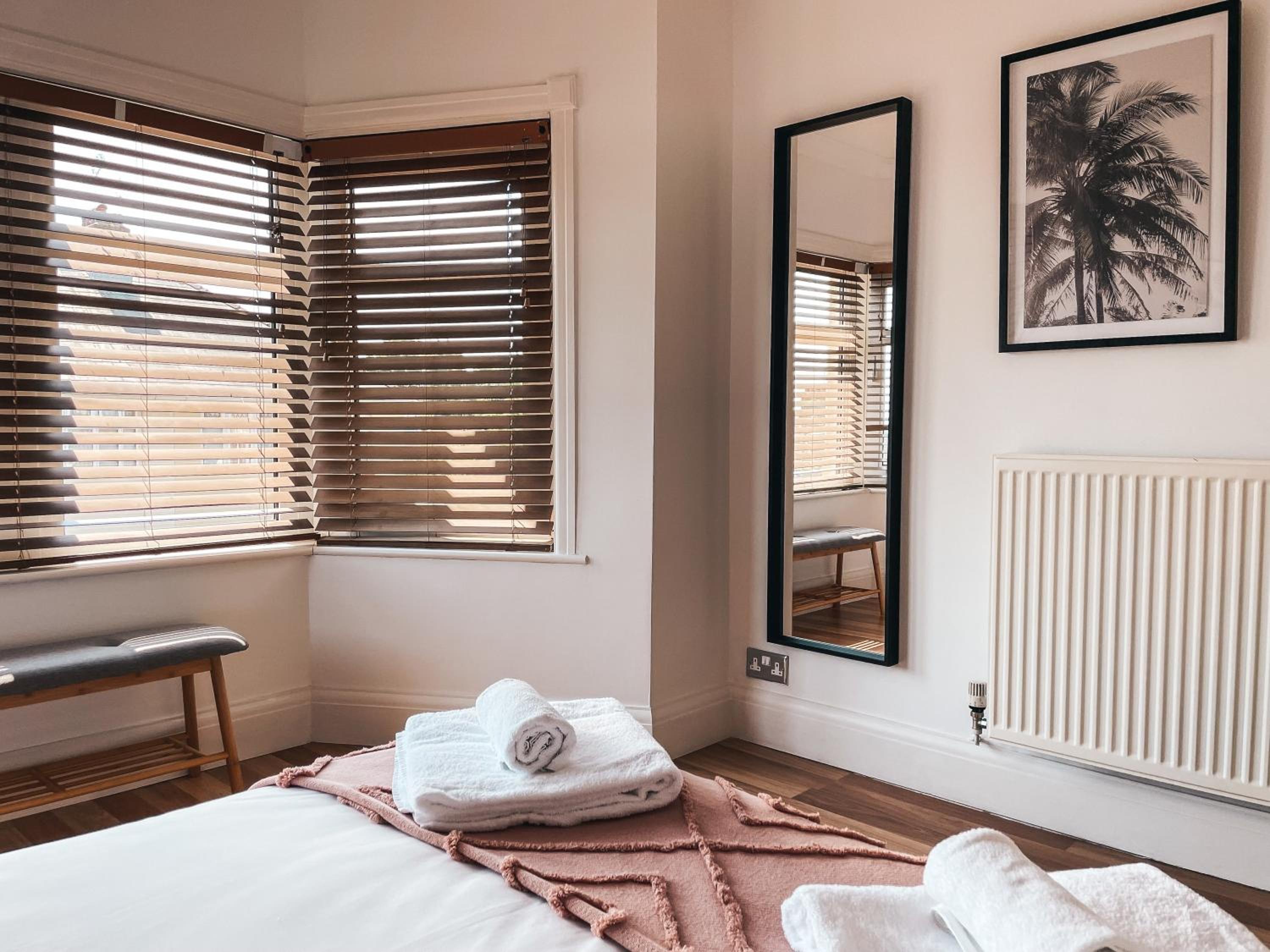 Cardiff Vacations - Ty-Fry House, by Solace Stays - Property Image 4