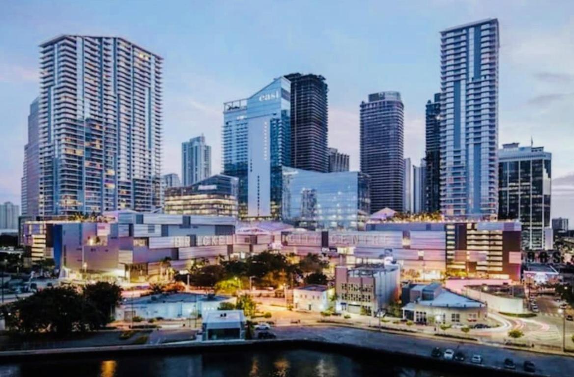 NEW PRIVATE STUDIO MAGIC CITY OF MIAMI, GATED PARKING