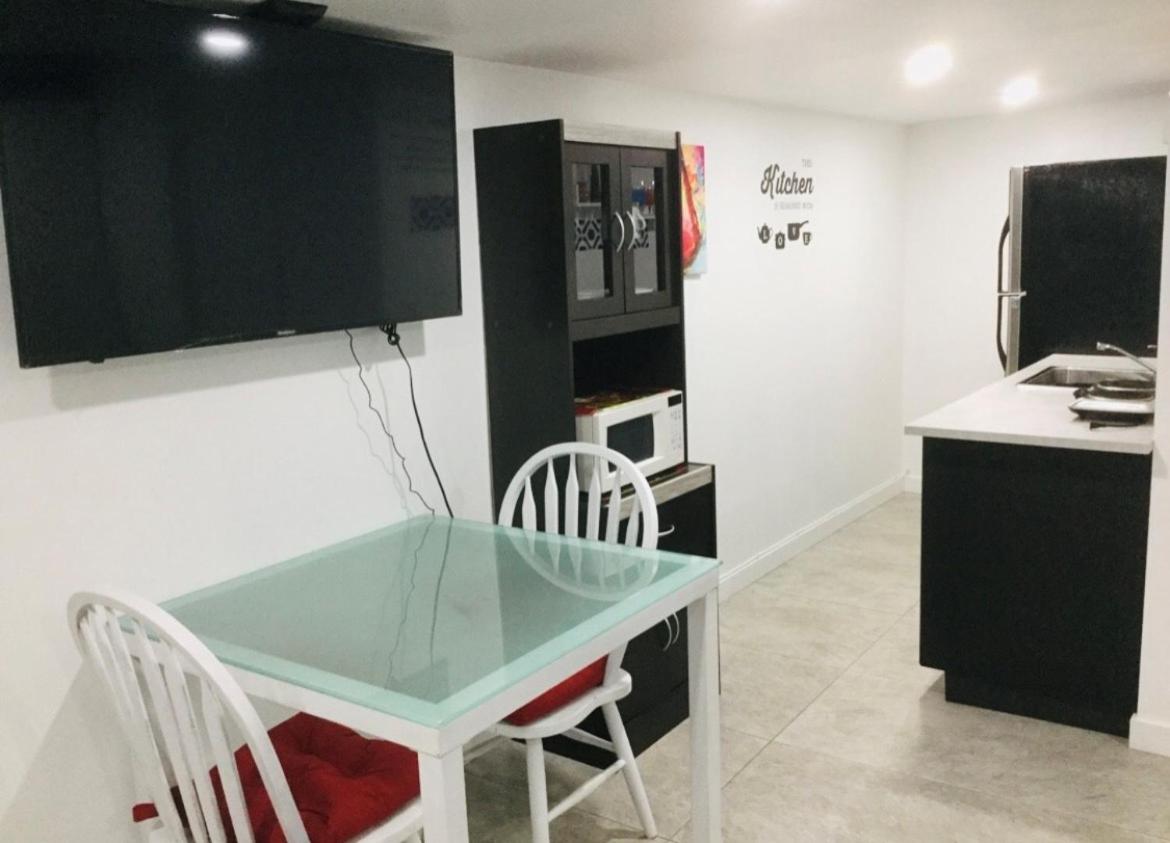NEW PRIVATE STUDIO MAGIC CITY OF MIAMI, GATED PARKING