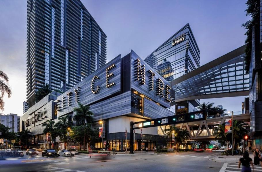 NEW PRIVATE STUDIO MAGIC CITY OF MIAMI, GATED PARKING