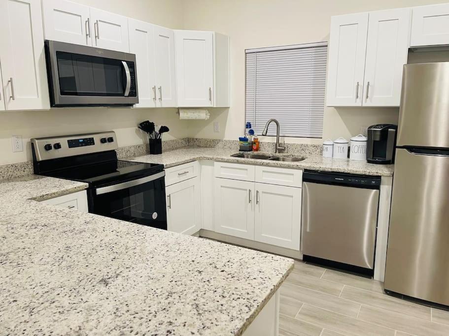 3BD/3BTH Home Near Downtown Orlando