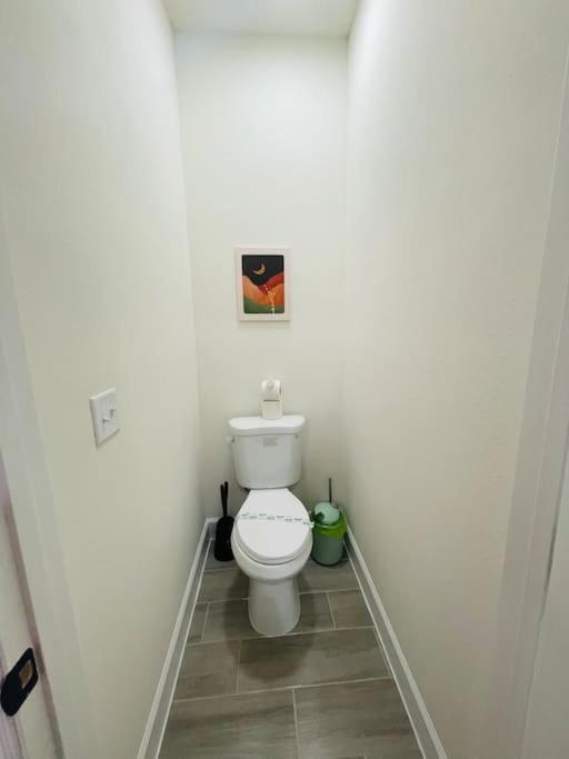3BD/3BTH Home Near Downtown Orlando
