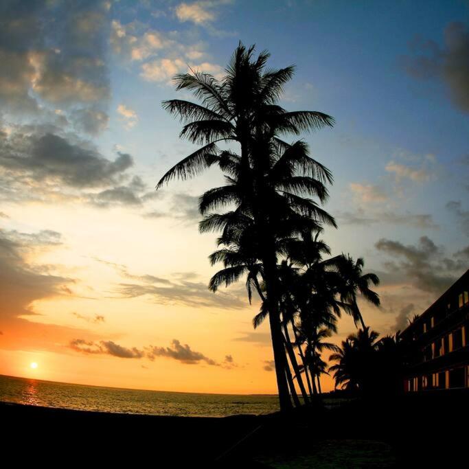 Beautiful Oceanfront Welcomes you at Hale Kona Kai 203 by Casago Kona view 4