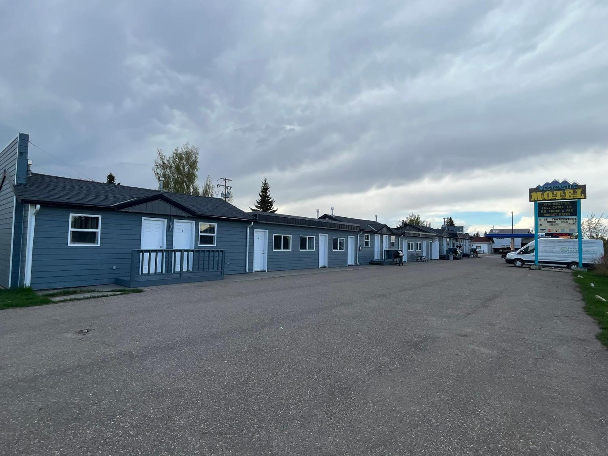 West Castle Motel