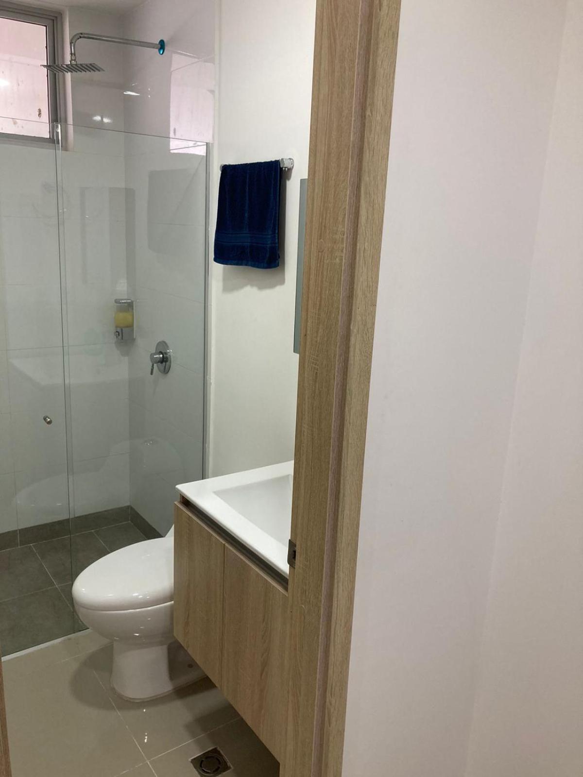Marina Club Piso 8