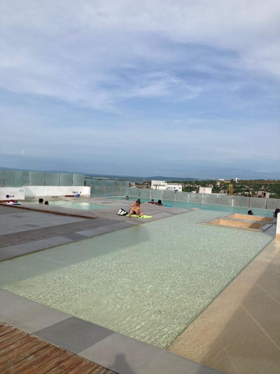 Marina Club Piso 8