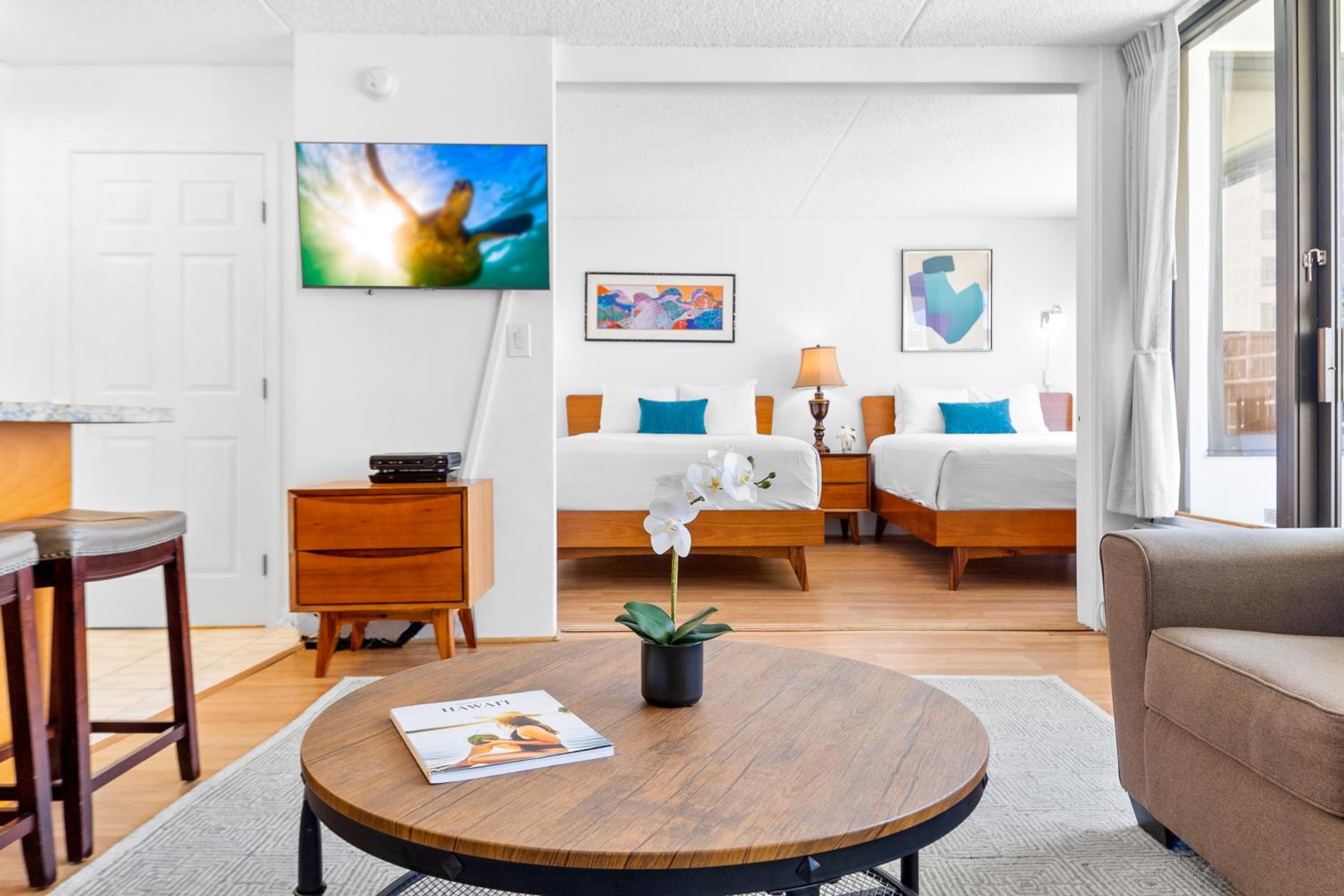 1BR with Stunning Ocean Views, Near Beach & Parking view 3