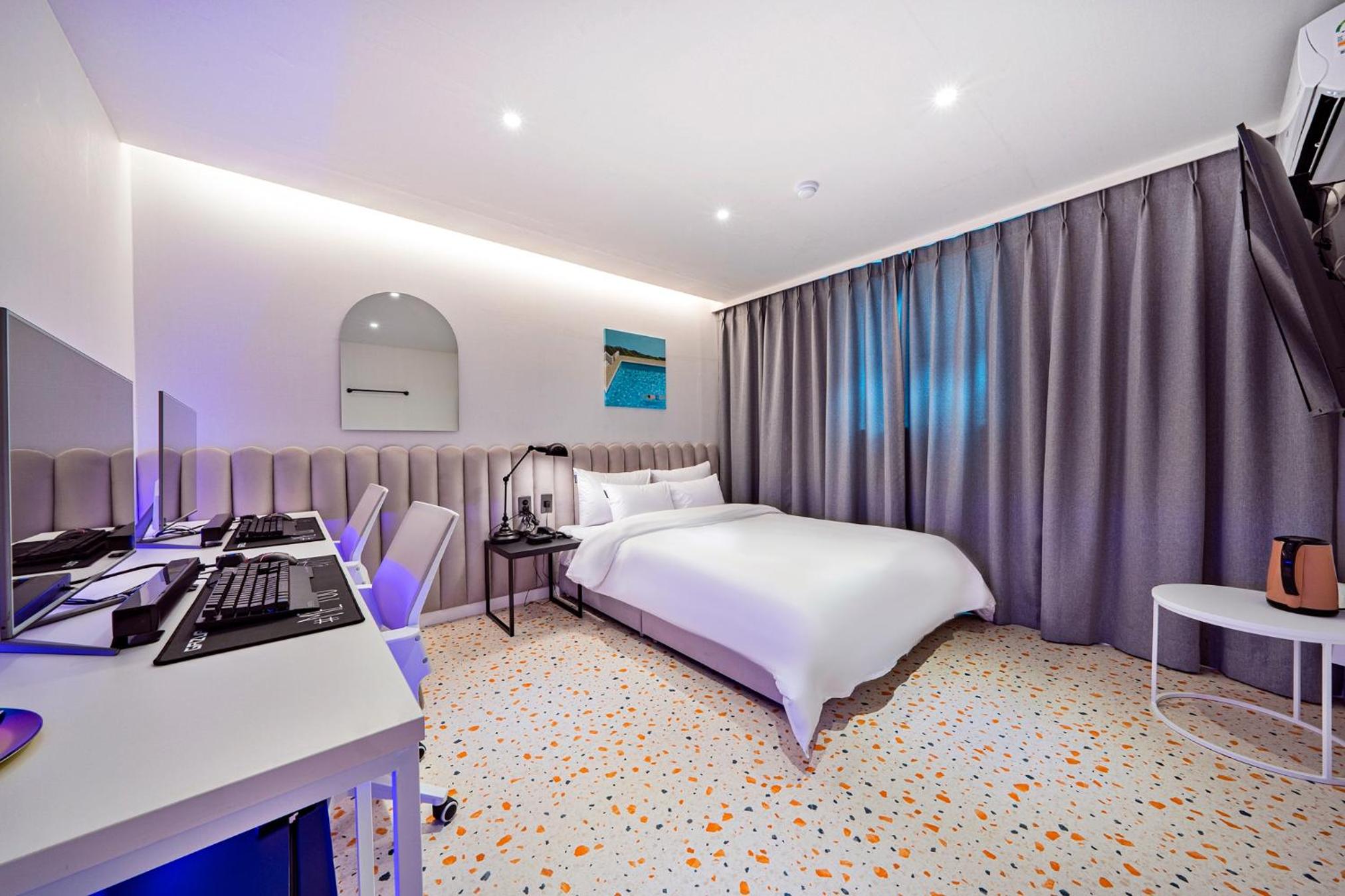 Knockin Hotel Daejeon by Anook