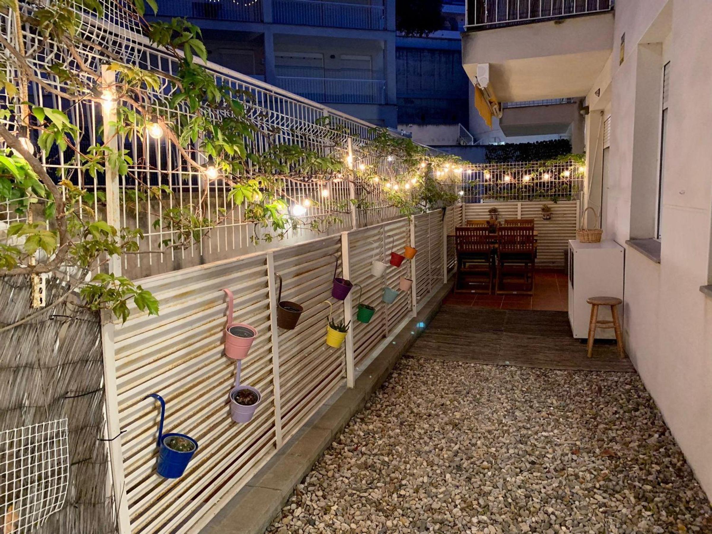 Apartamento moderno, cerca de playa Les Tonyines, piscina comunitaria, terraza y WiFi - ES-228-141 view 3