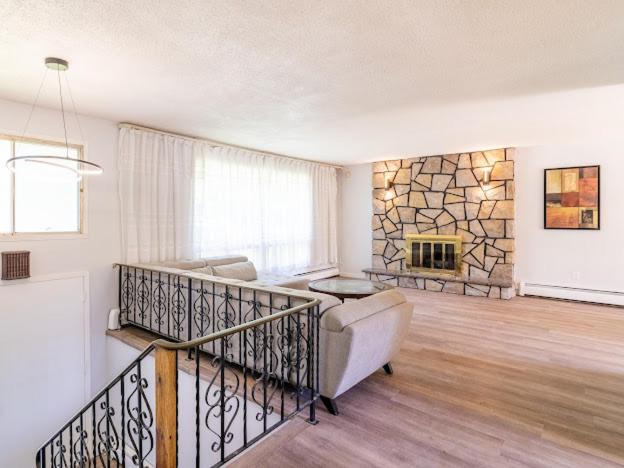 Cozy Private Home single rooms