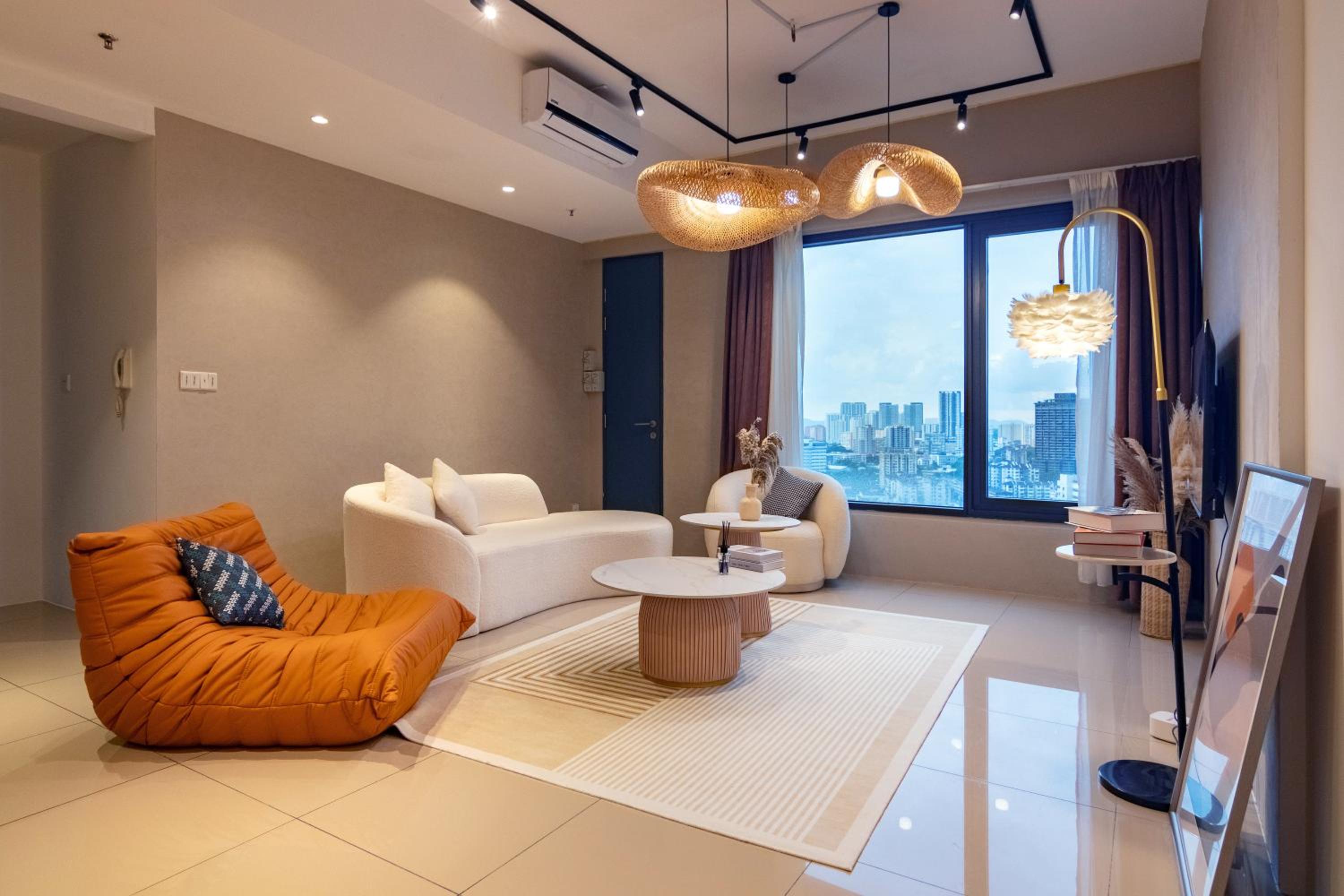 Tropicana 218 Macalister X Airlevate Suites view 2