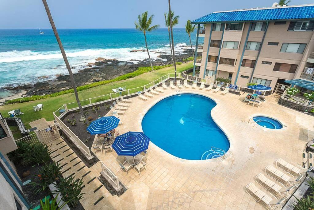 Inviting Condo with a Stunning Ocean View! - Kona Reef C-22 by Casago Kona view 4