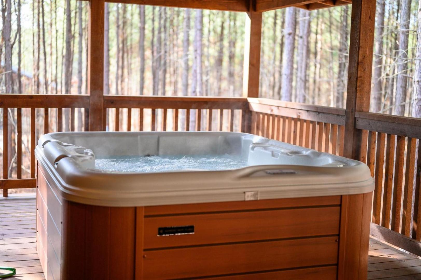 Large Luxury 2BR Cabin w Hot Tub Double Trouble was designed for fun comfort and memories minutes from buzzling Hochatown and beautiful Beaver Bend State P