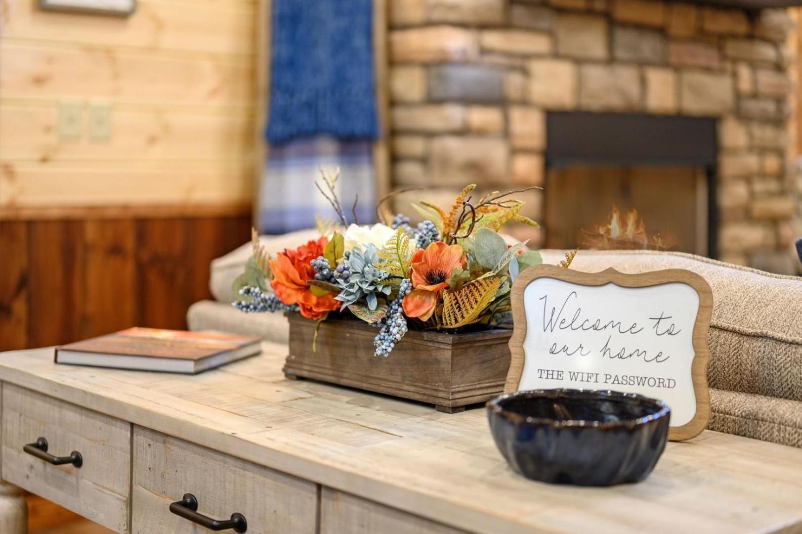 Large Luxury 2BR Cabin w Hot Tub Double Trouble was designed for fun comfort and memories minutes from buzzling Hochatown and beautiful Beaver Bend State P