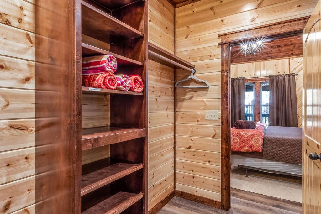 Large Luxury 2BR Cabin w Hot Tub Double Trouble was designed for fun comfort and memories minutes from buzzling Hochatown and beautiful Beaver Bend State P