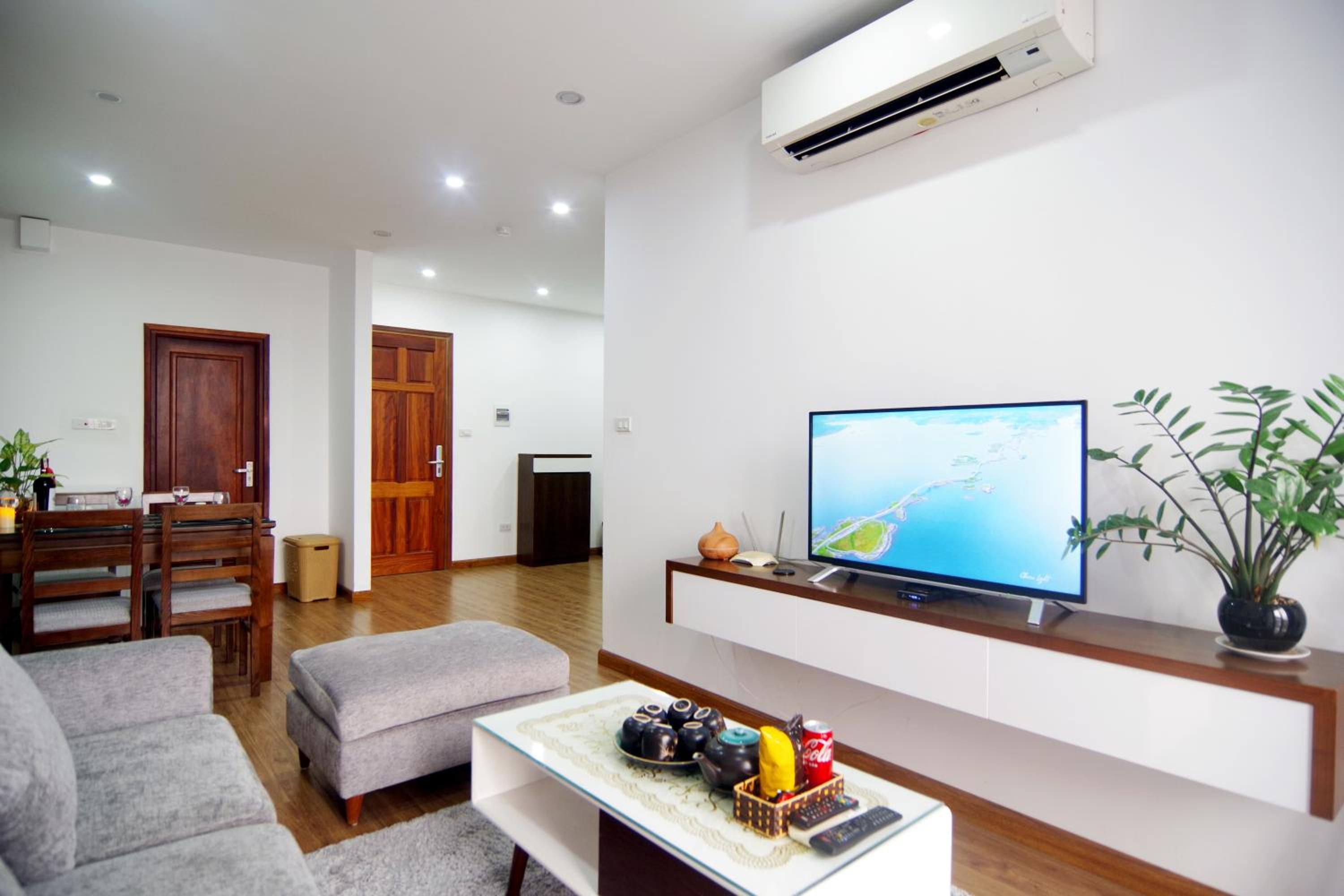 QMP-Deluxe Serviced Apartment in Ba Dinh