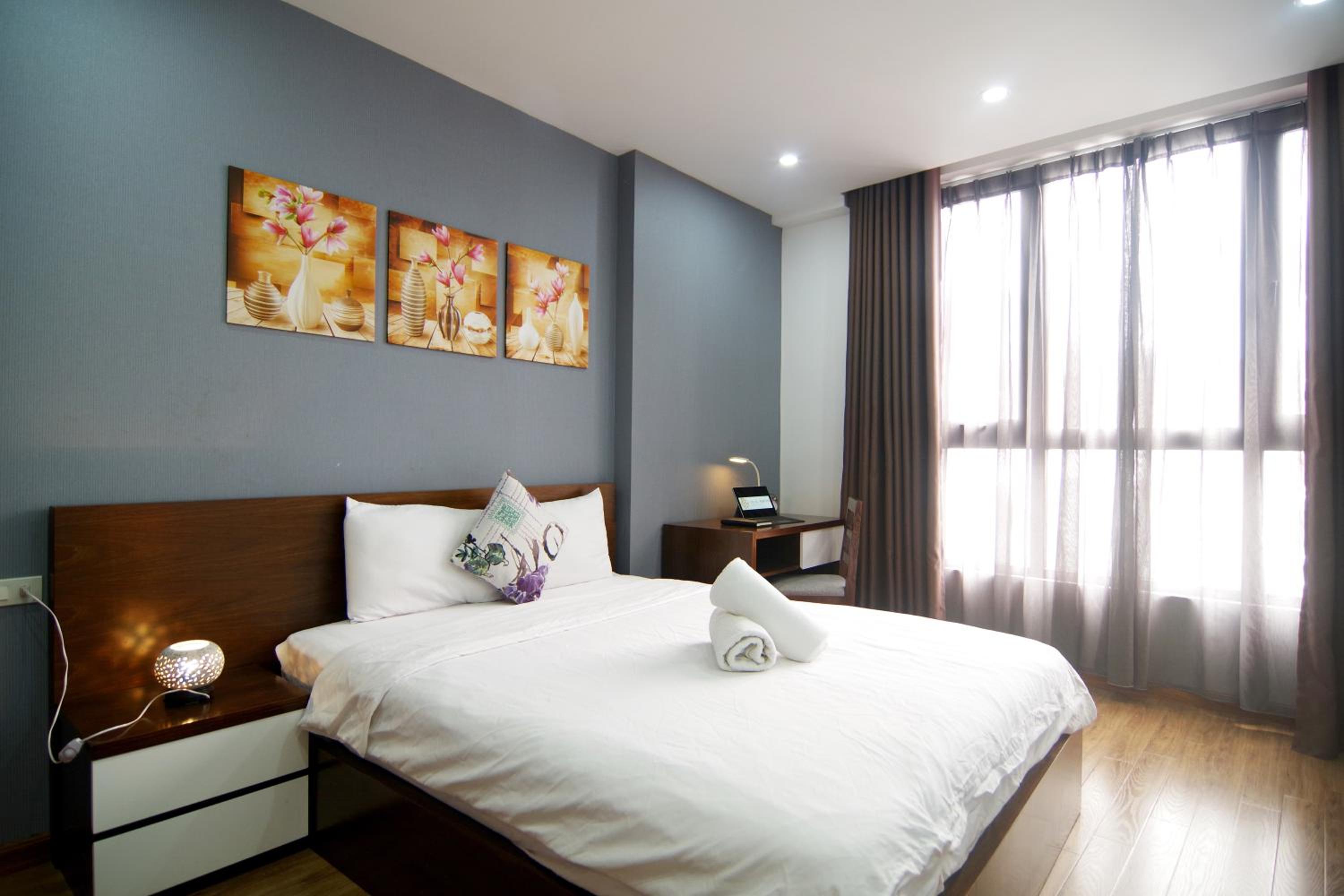 QMP-Deluxe Serviced Apartment in Ba Dinh