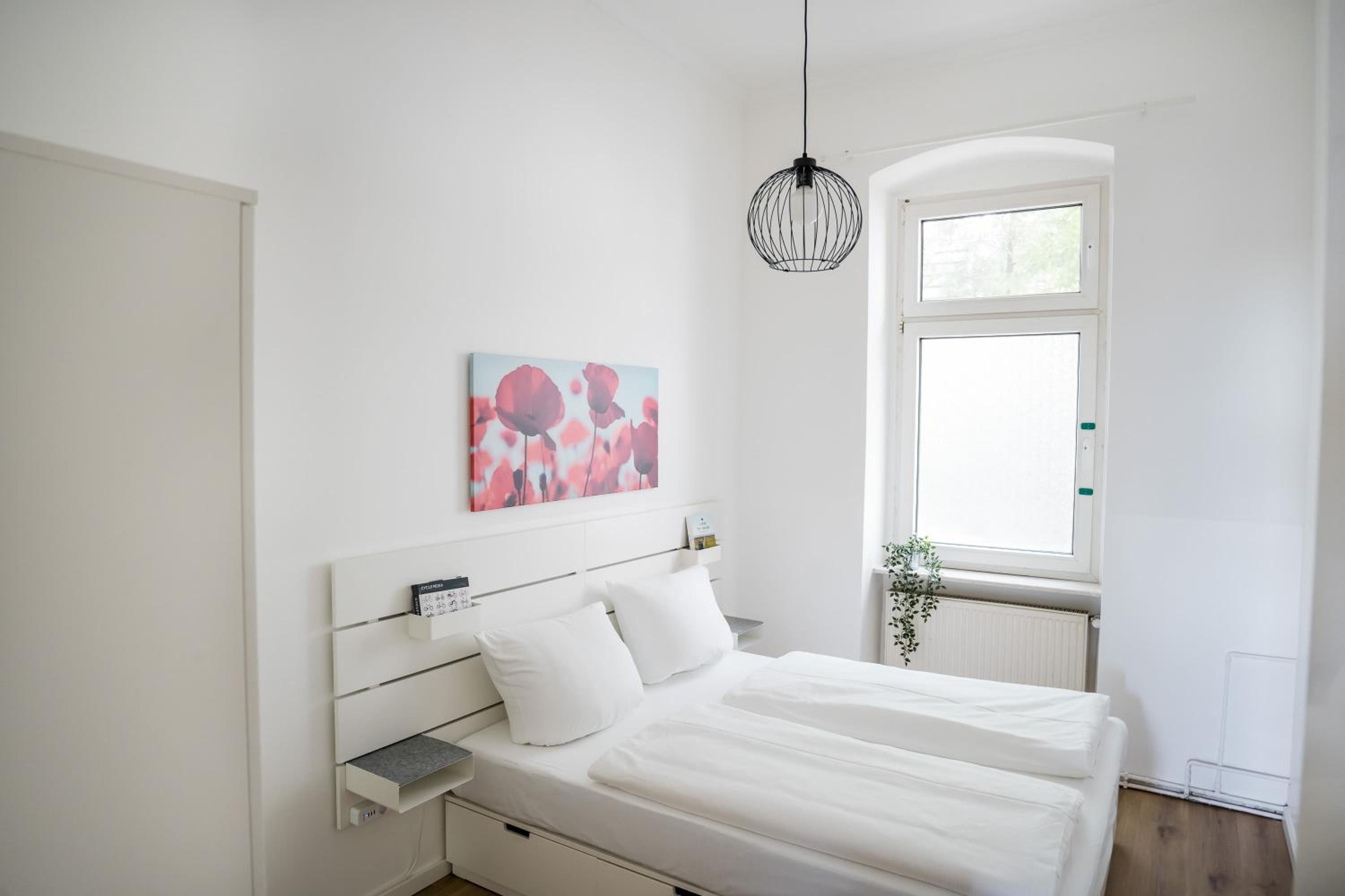 Spacious Apartment in Berlin Mitte for 6