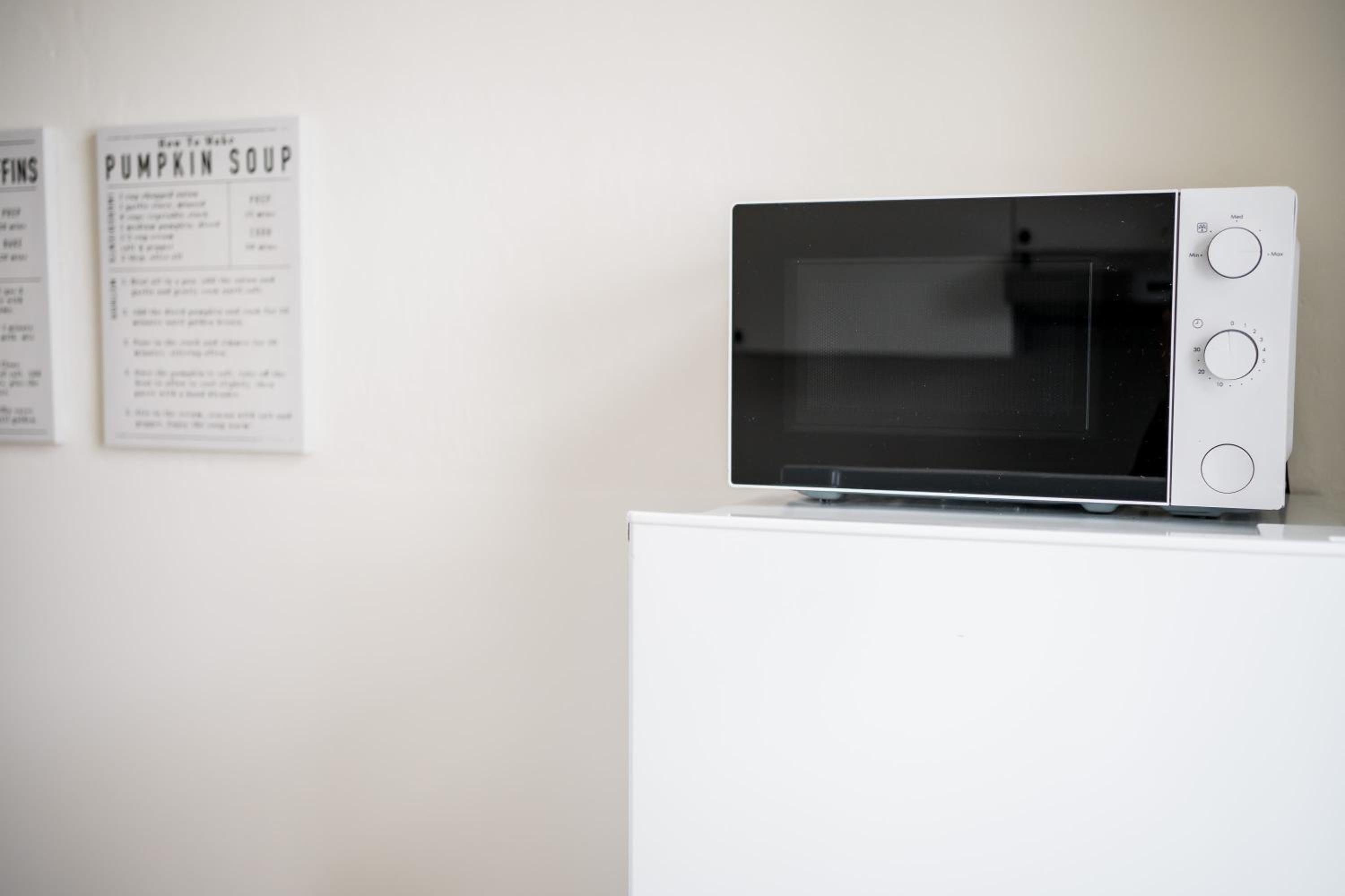 Spacious Apartment in Berlin Mitte for 6
