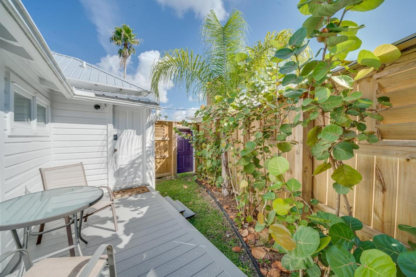 Updated Early 1900s 2BR Cottage Walking Distance to Downtown with Onsite Parking view 4