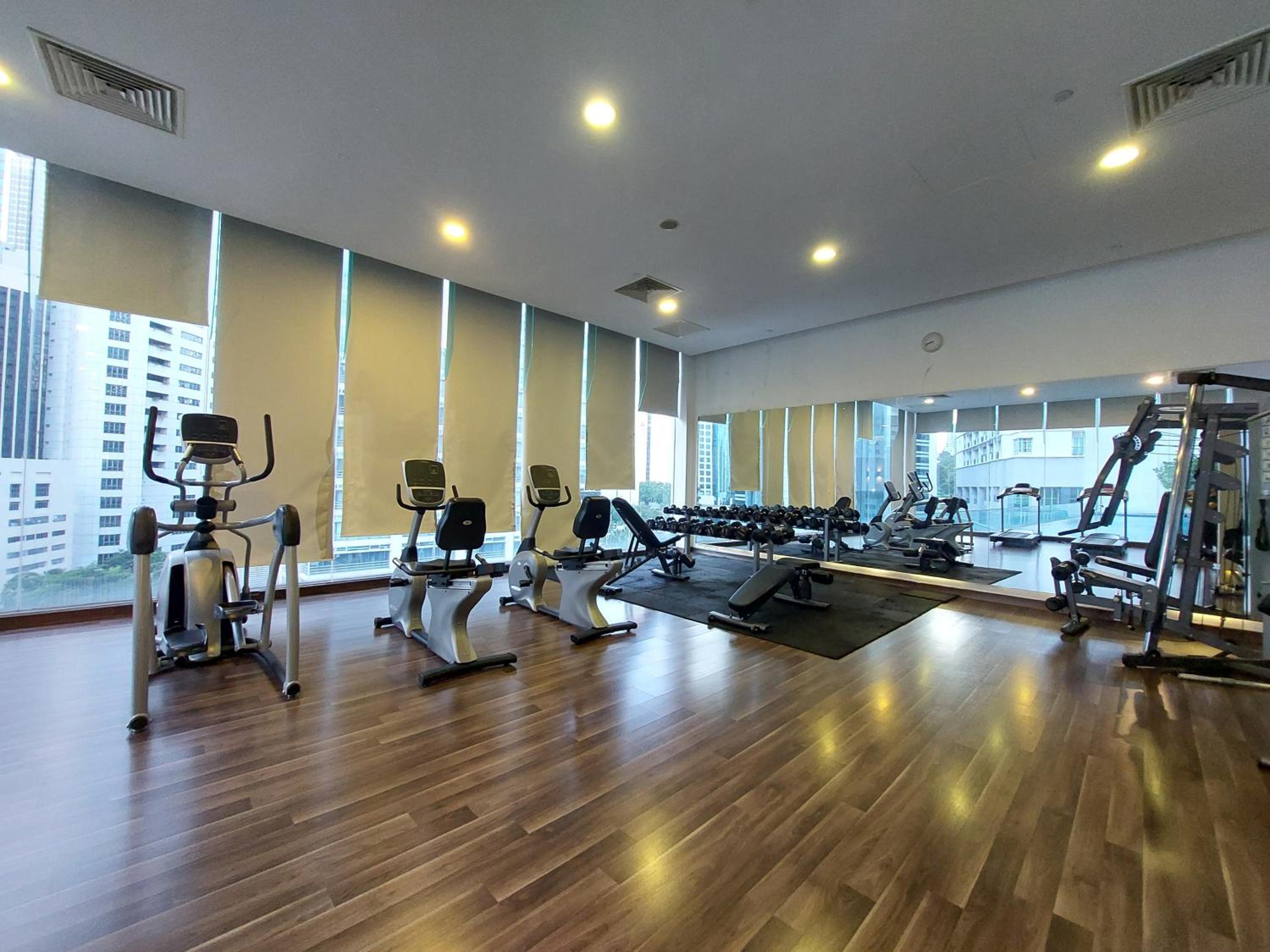 1 Bukit Ceylon, Bukit Bintang, 2Pax
