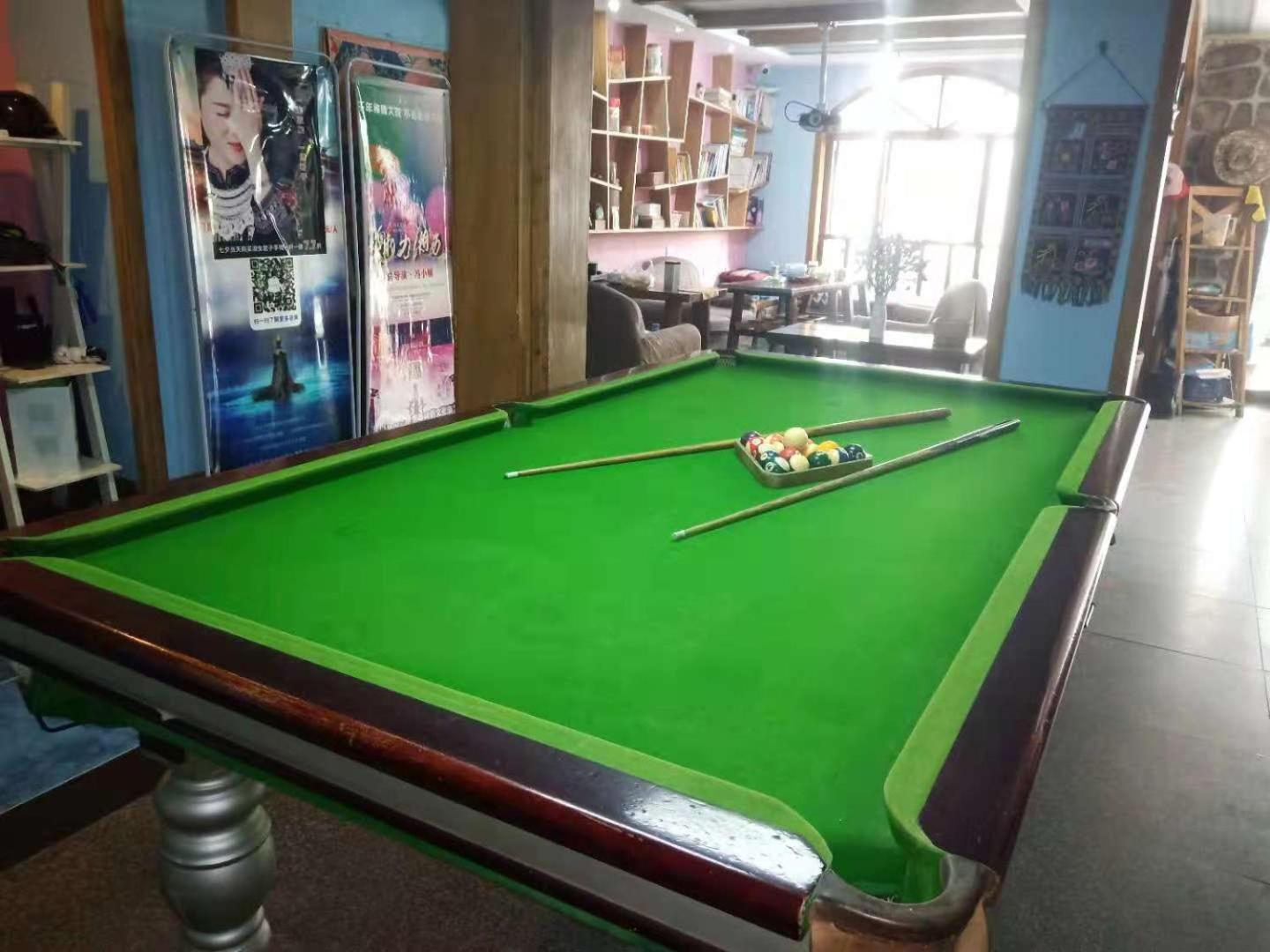 Zhangjiajie April Hostel
