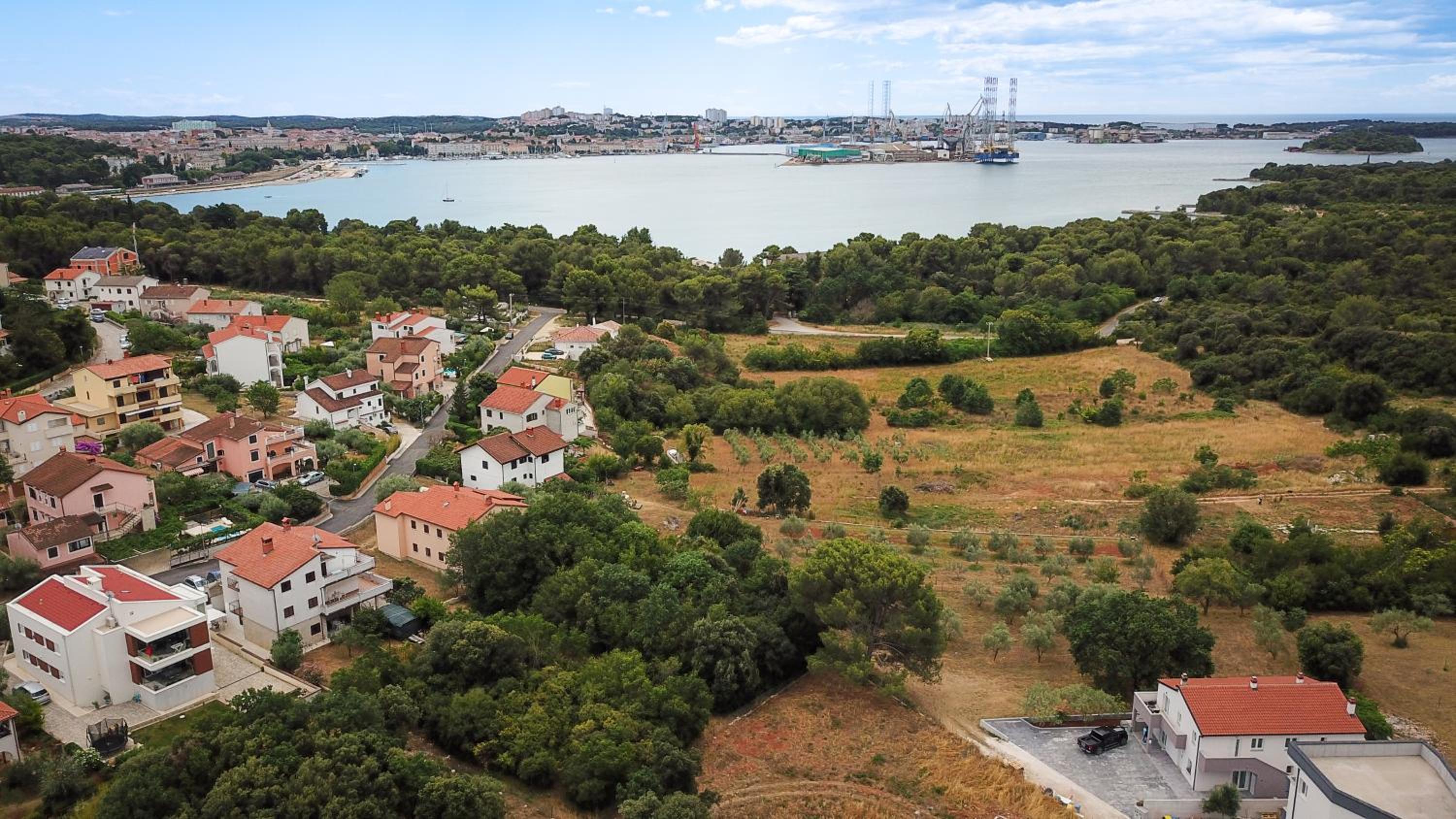 Luxury apartments Lotus&Lovor view 2