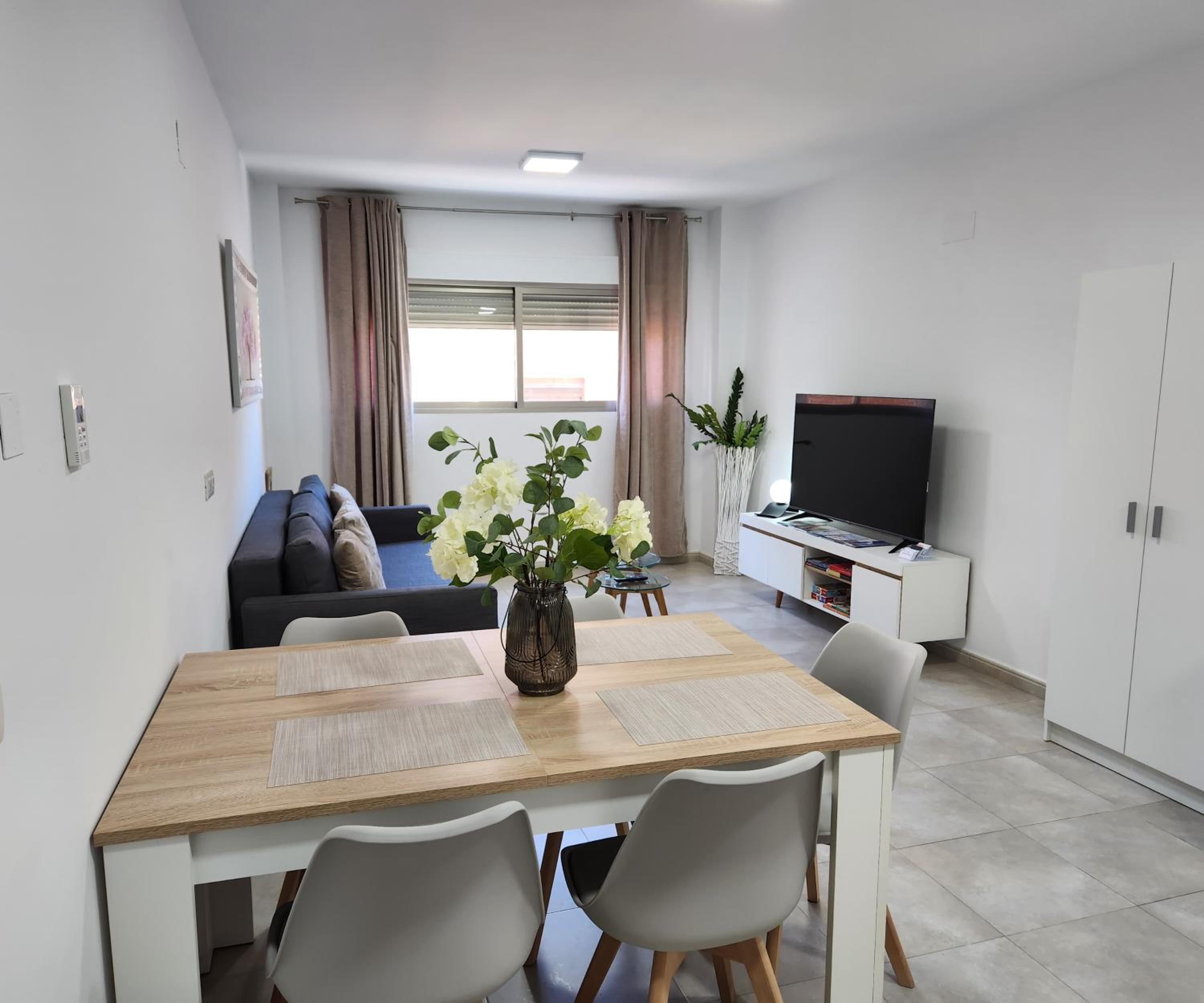 Magnifico apartamento cerca del centro con A.A. - CID 2 view 3