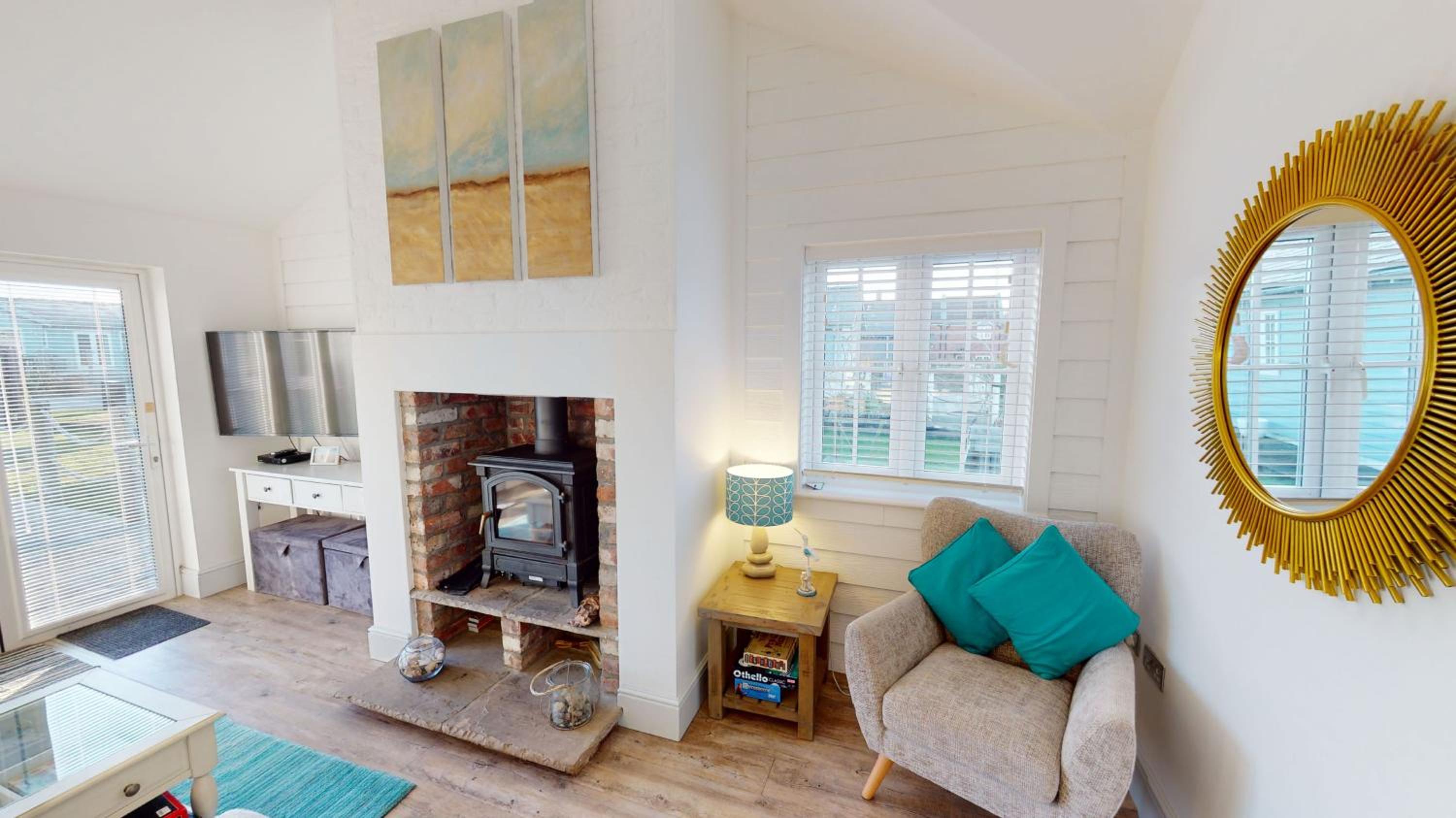 Skylark, The Bay, 2 bedrooms with ensuites, parking for 2 cars with EV point, 2 dogs welcome view 3