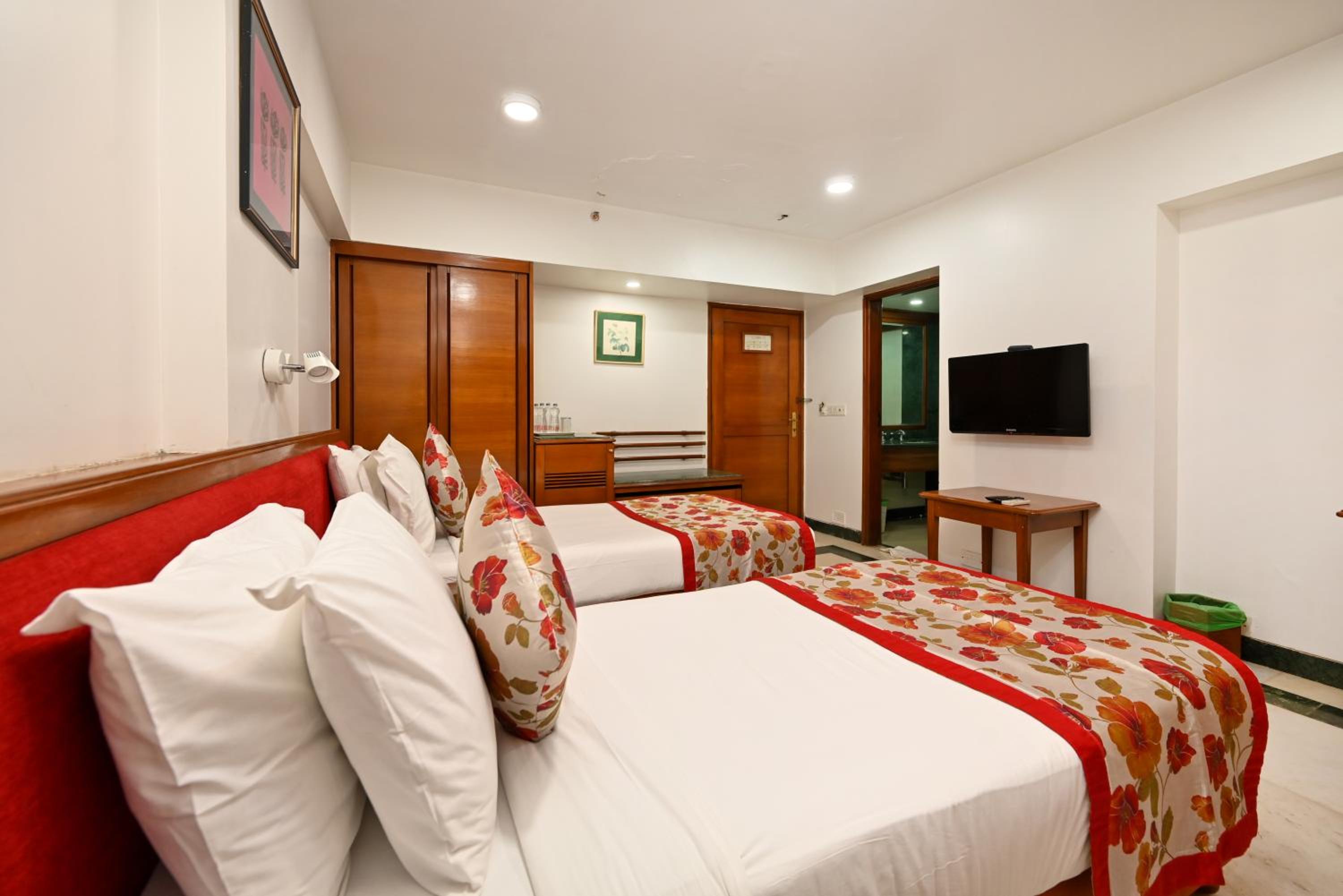 Mumbai Vacations - Hotel Parle International - Property Image 22