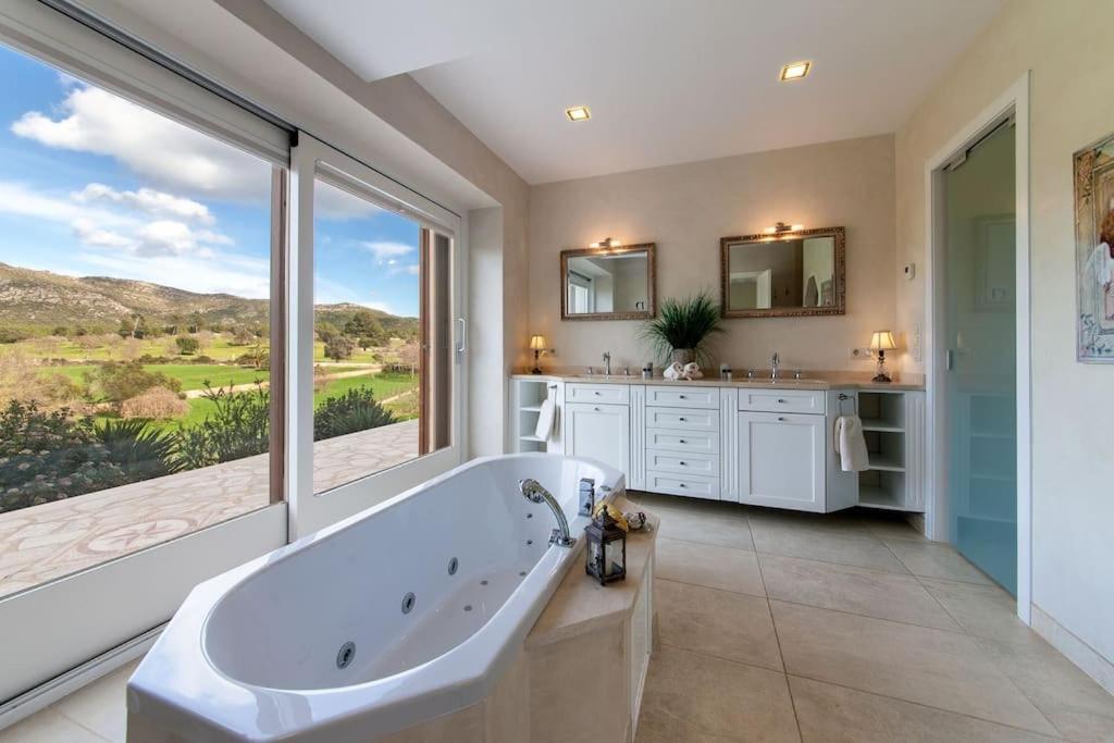 Finca Wellnatura mit Sauna, Kamine, Badewanne