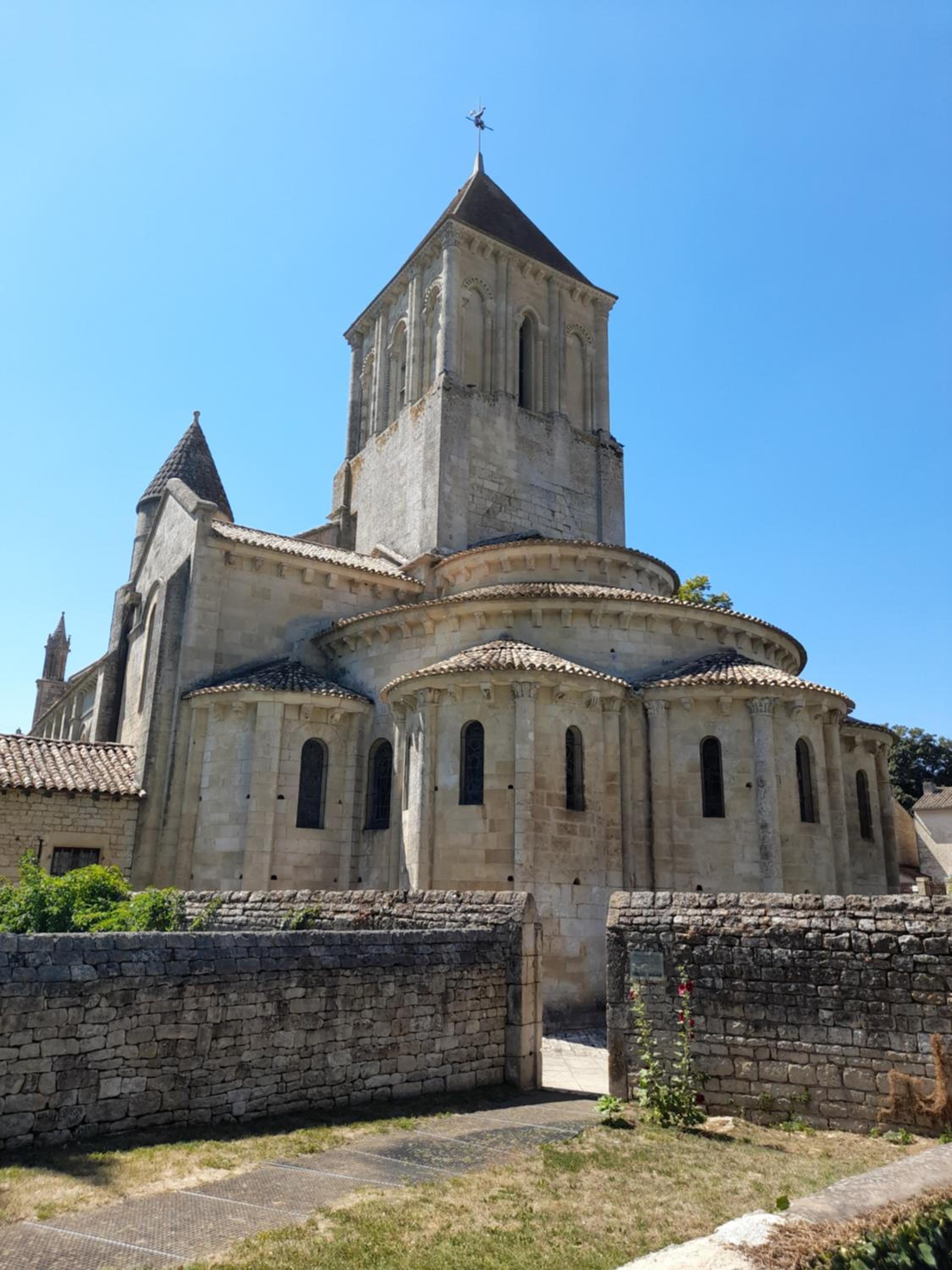 Photo 23