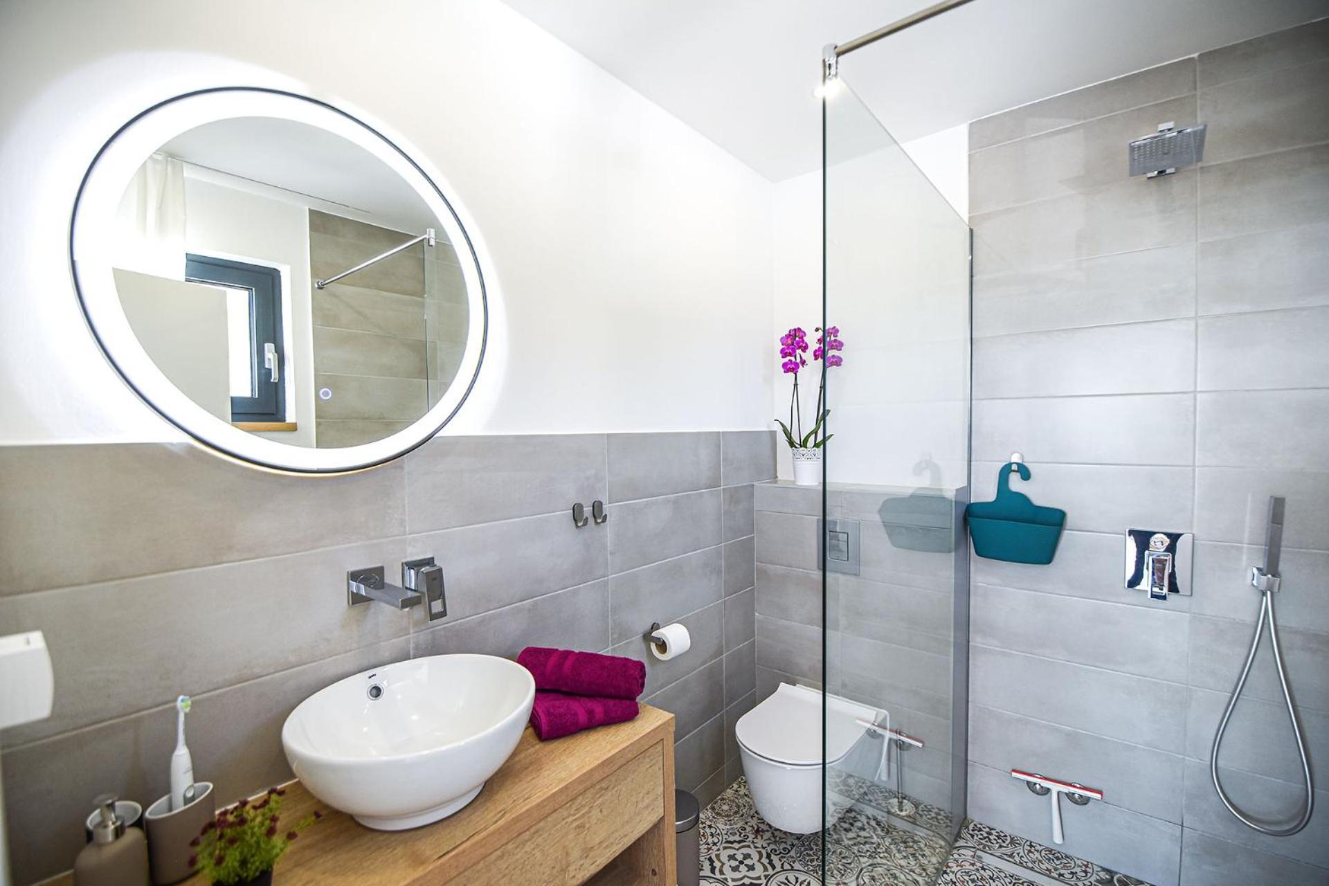 Luxury Villa Mika with private pool near Dubrovnik