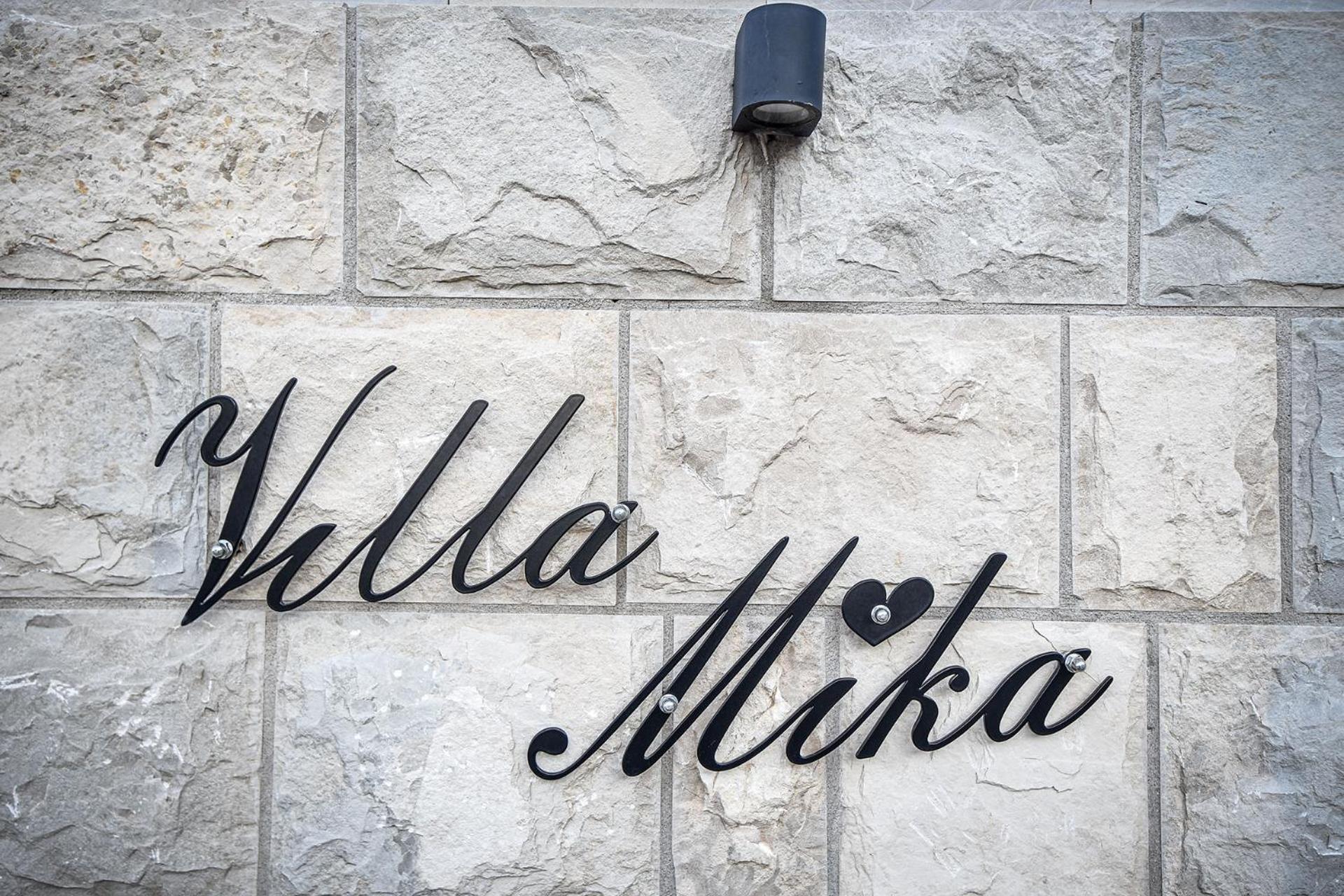 Luxury Villa Mika with private pool near Dubrovnik