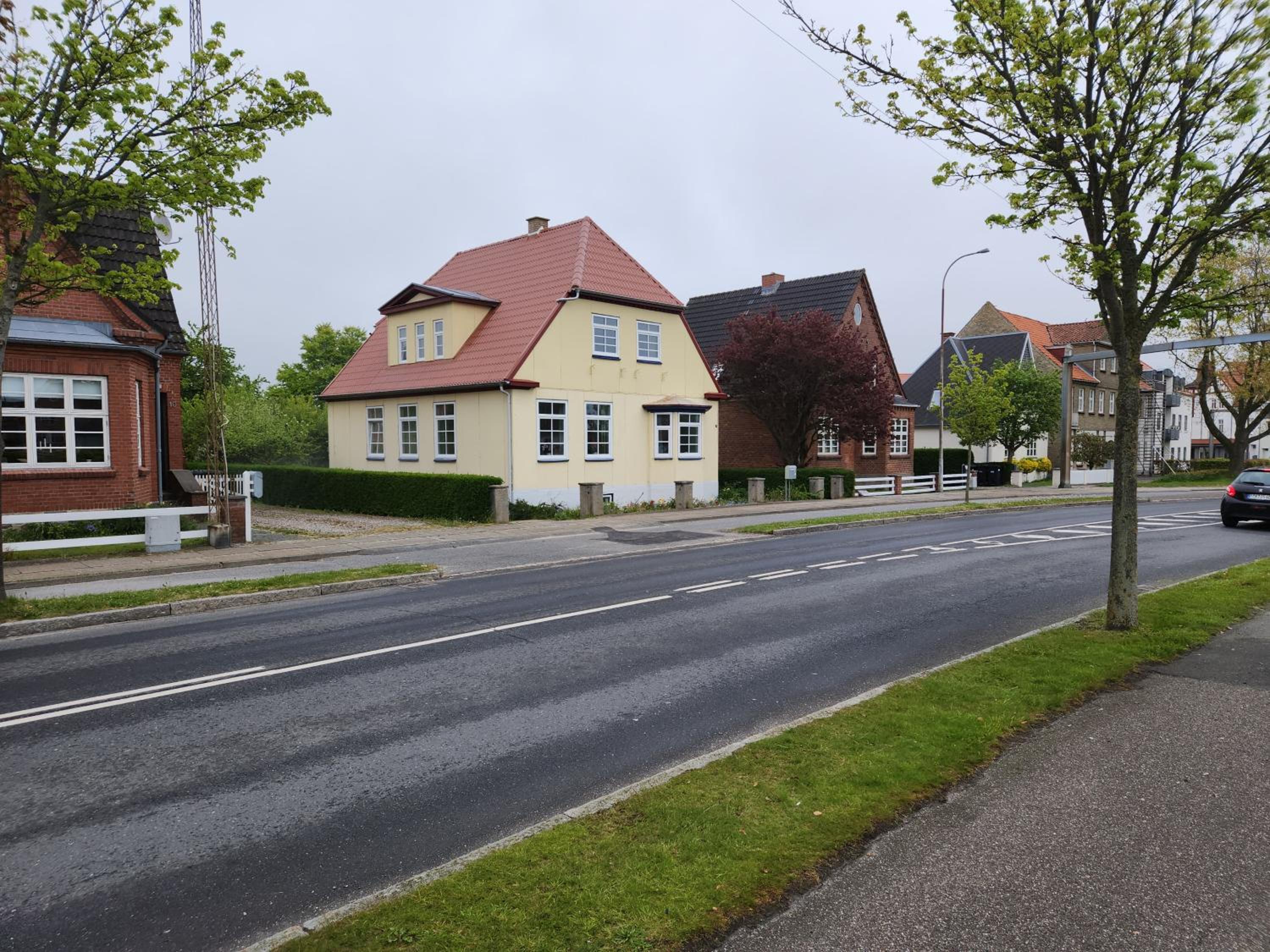 Photo 8