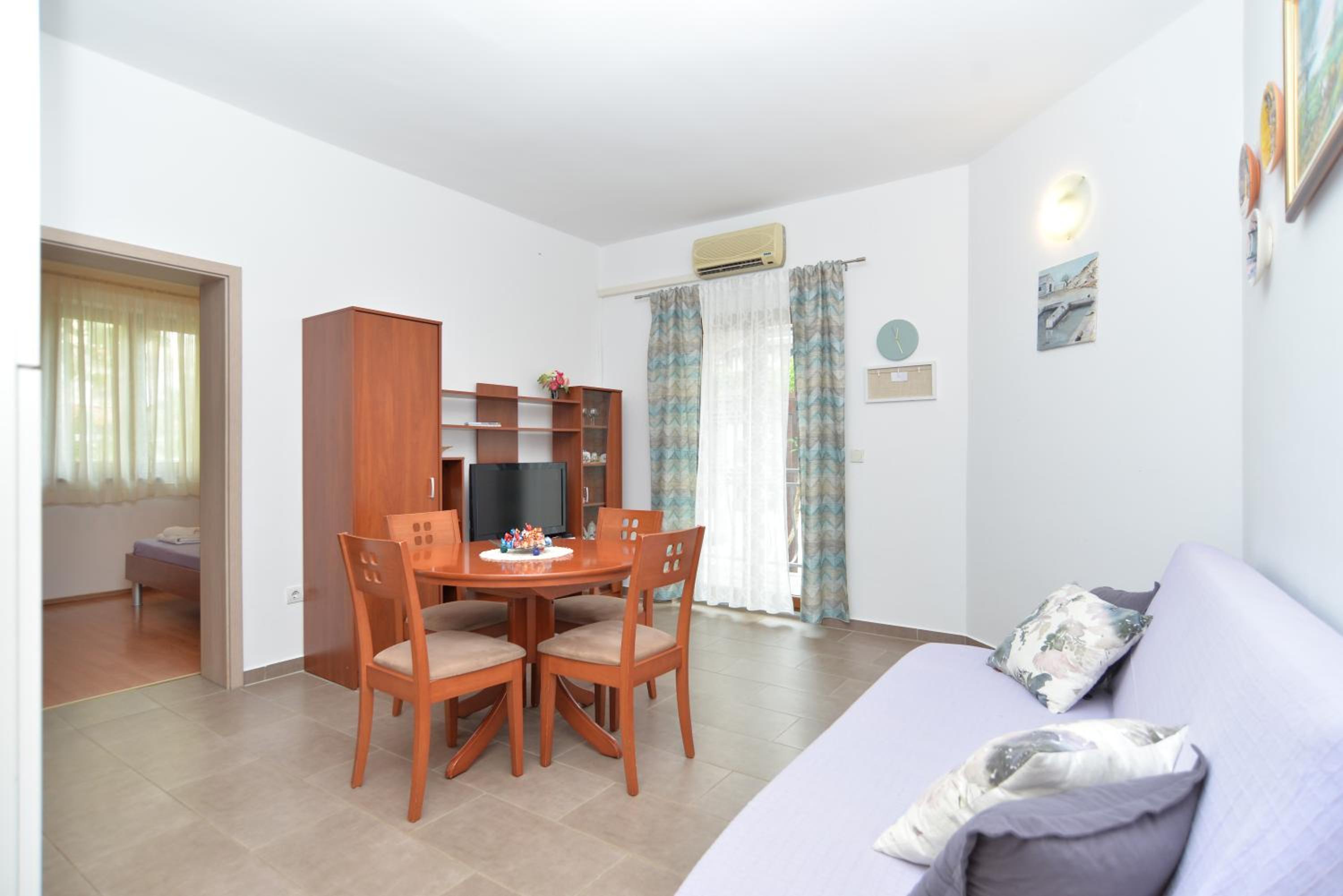 Apartments Mira 1293