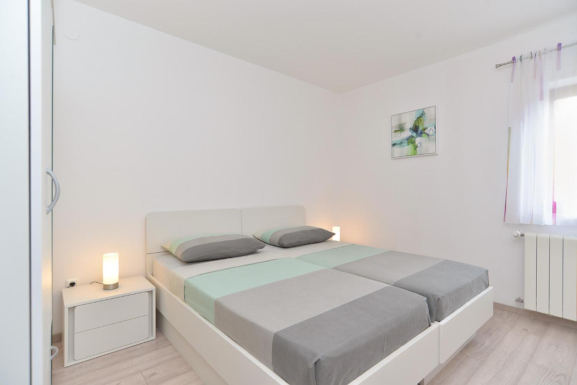 Apartments Mira 1293