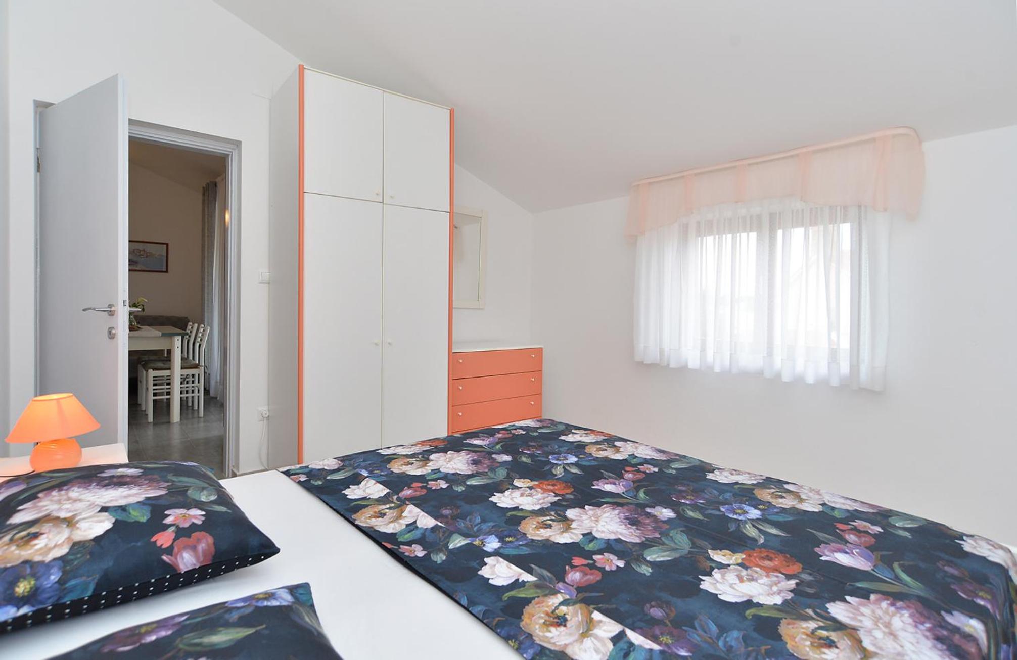 Apartments Mira 1293