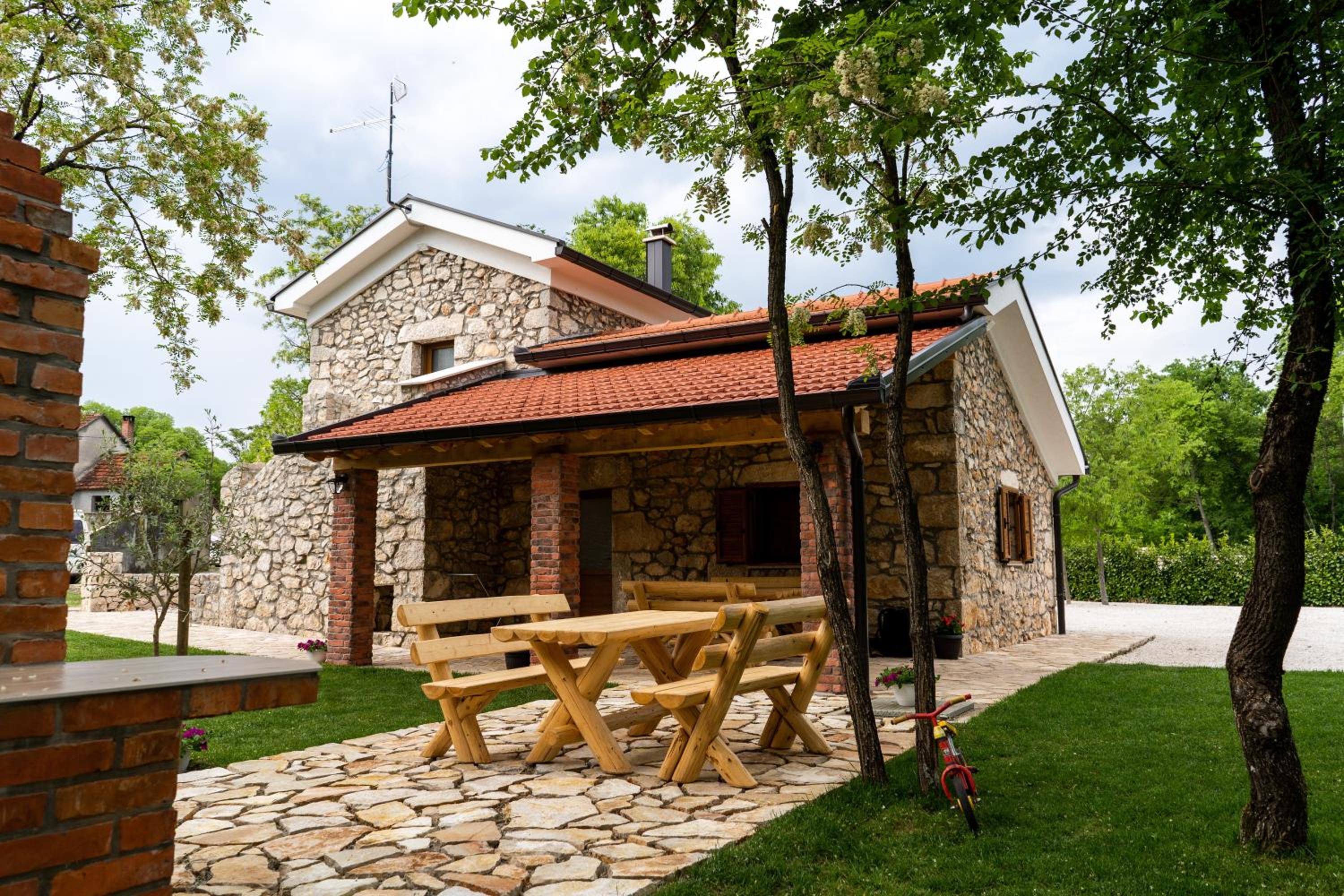 Kamena Kuća Vegar