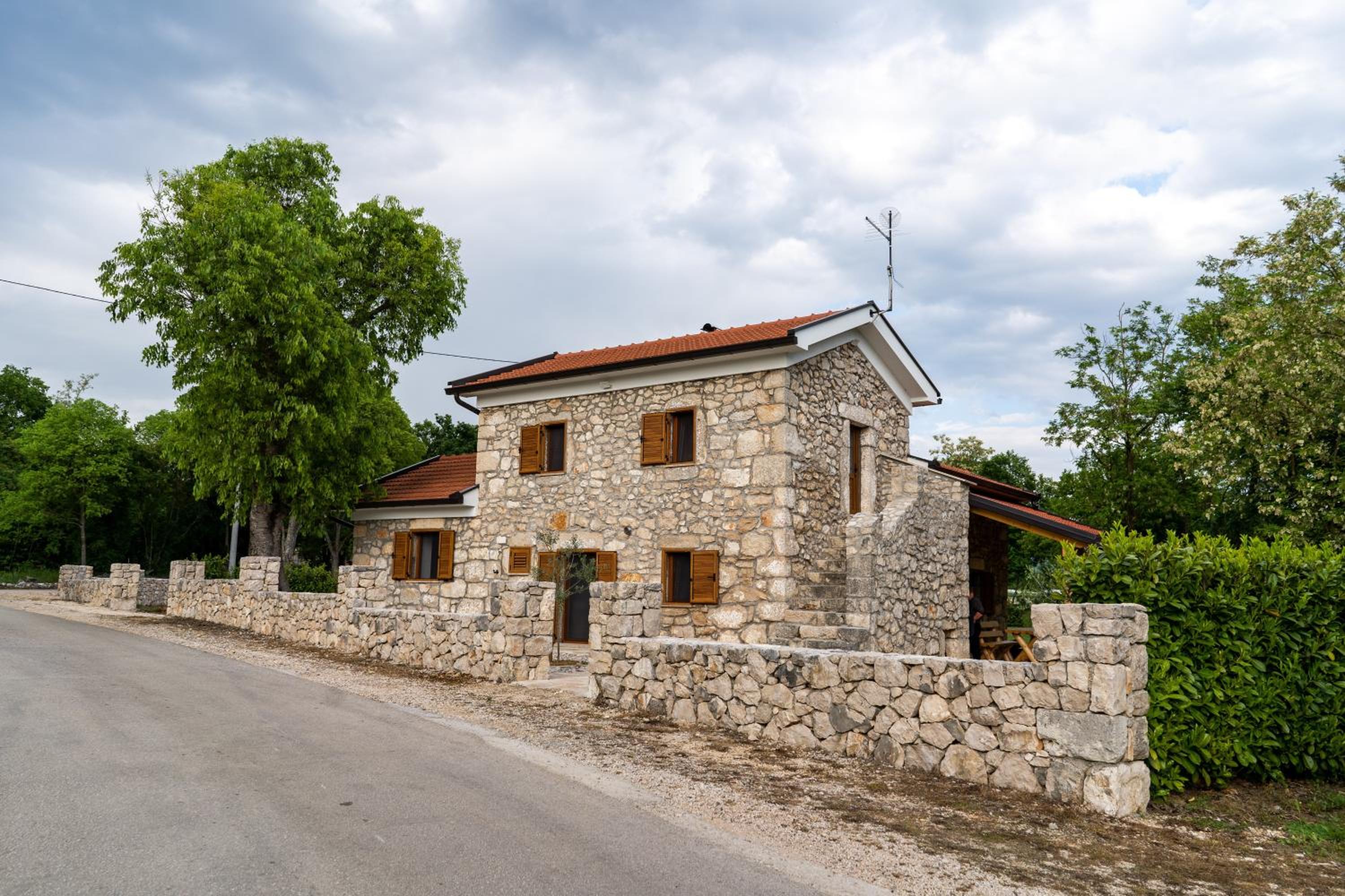 Kamena Kuća Vegar
