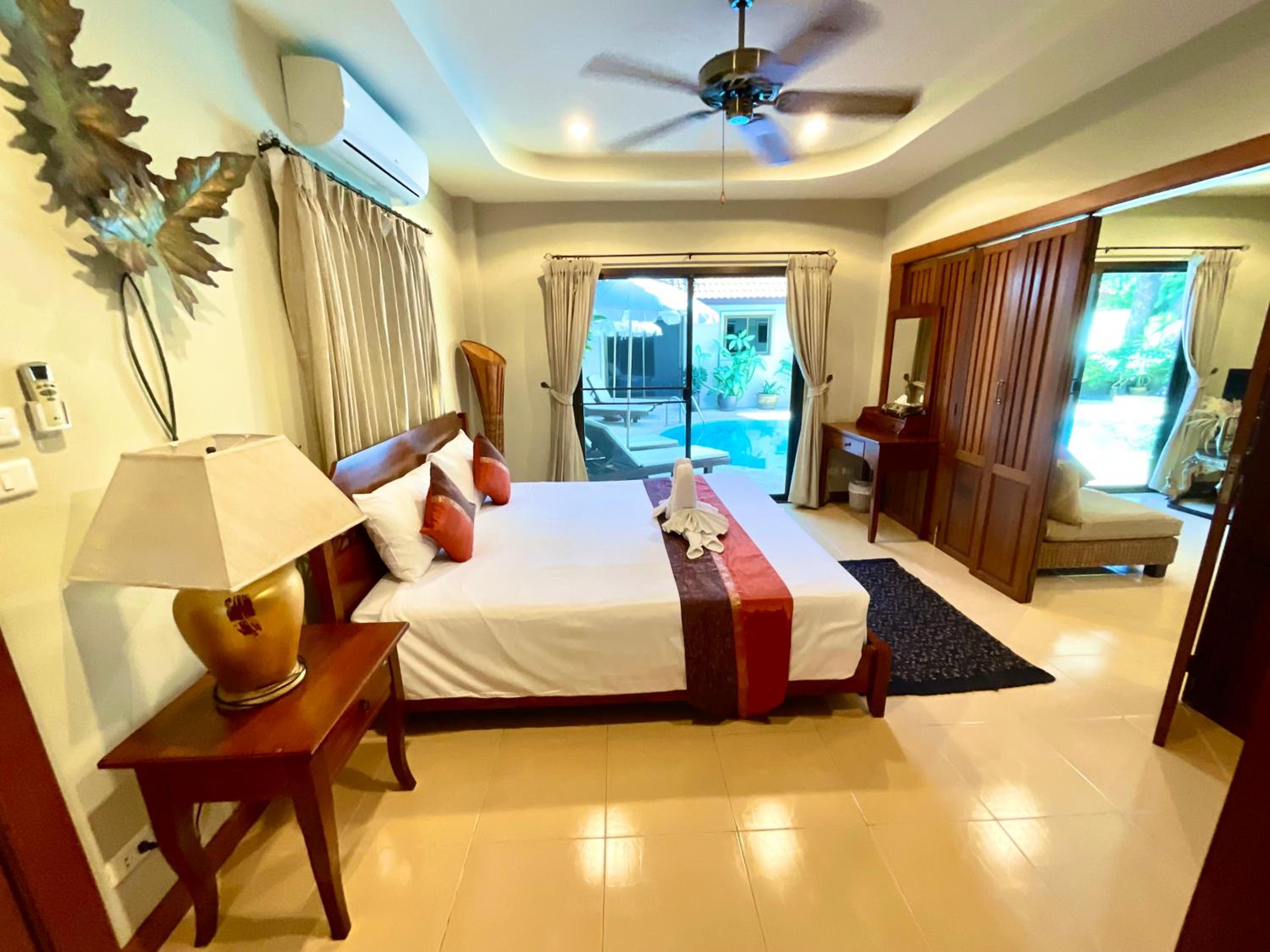 Coconut Paradise Holiday Villas