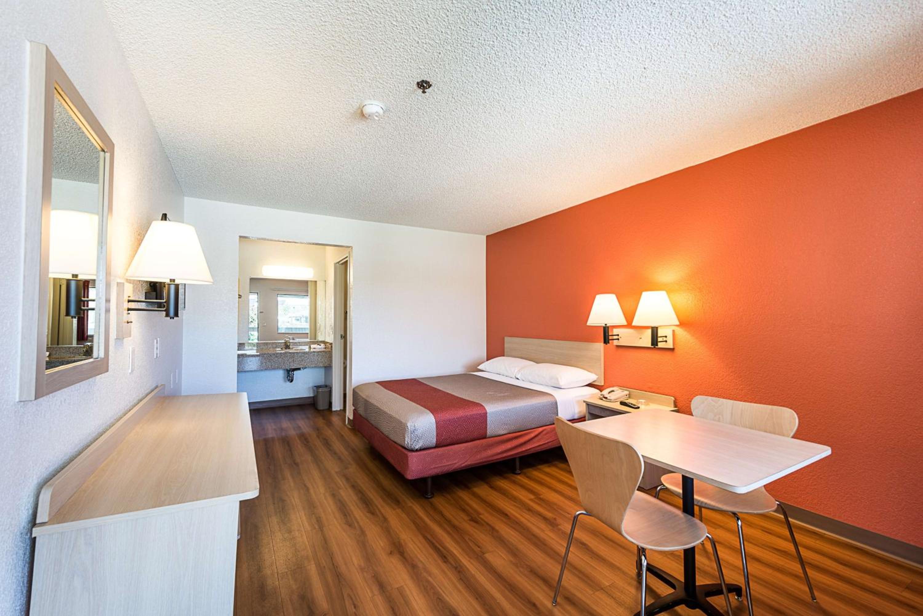 Reno Vacations - Motel 6-Sparks, NV - Airport - Sparks - Property Image 41