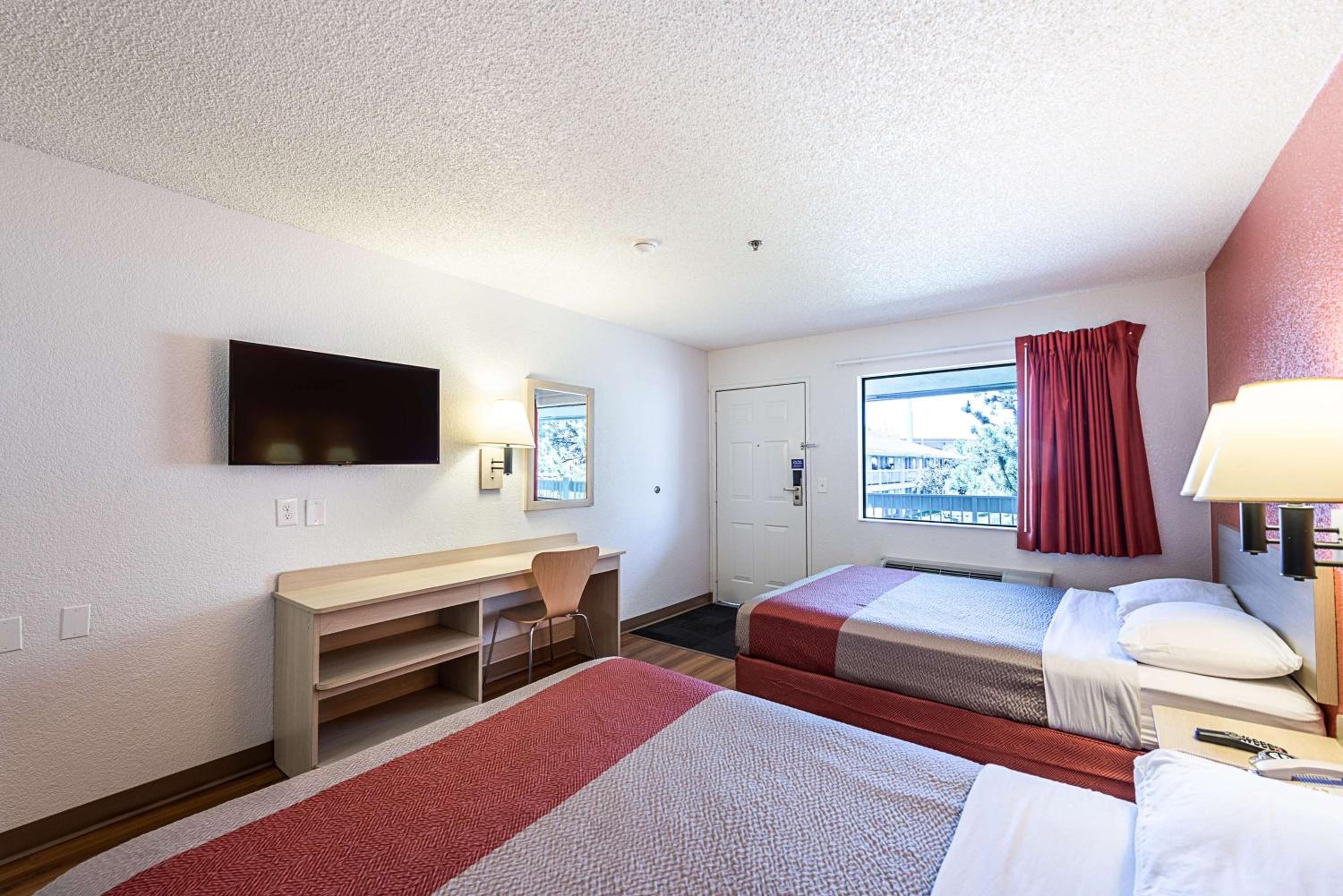 Reno Vacations - Motel 6-Sparks, NV - Airport - Sparks - Property Image 36