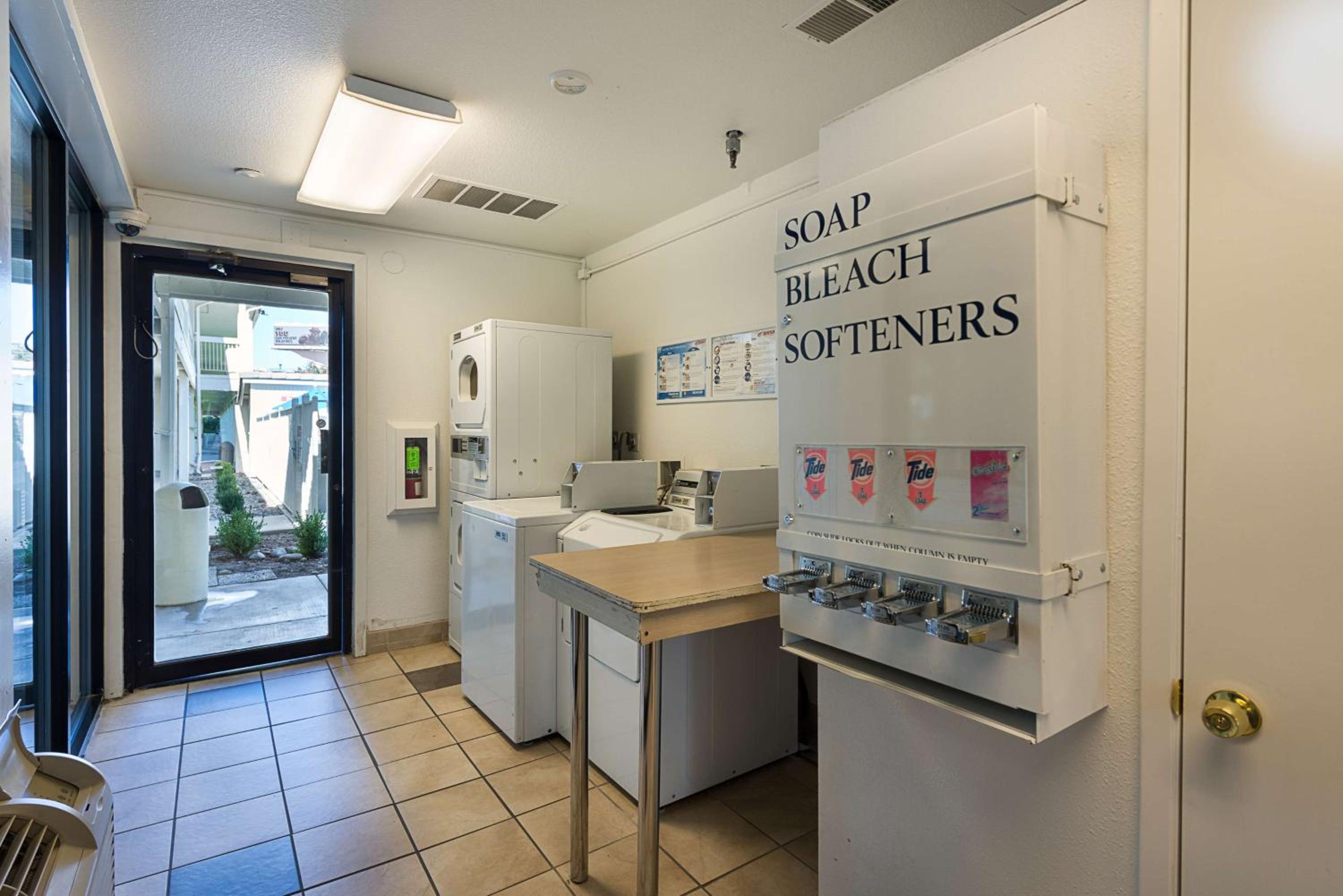 Reno Vacations - Motel 6-Sparks, NV - Airport - Sparks - Property Image 60