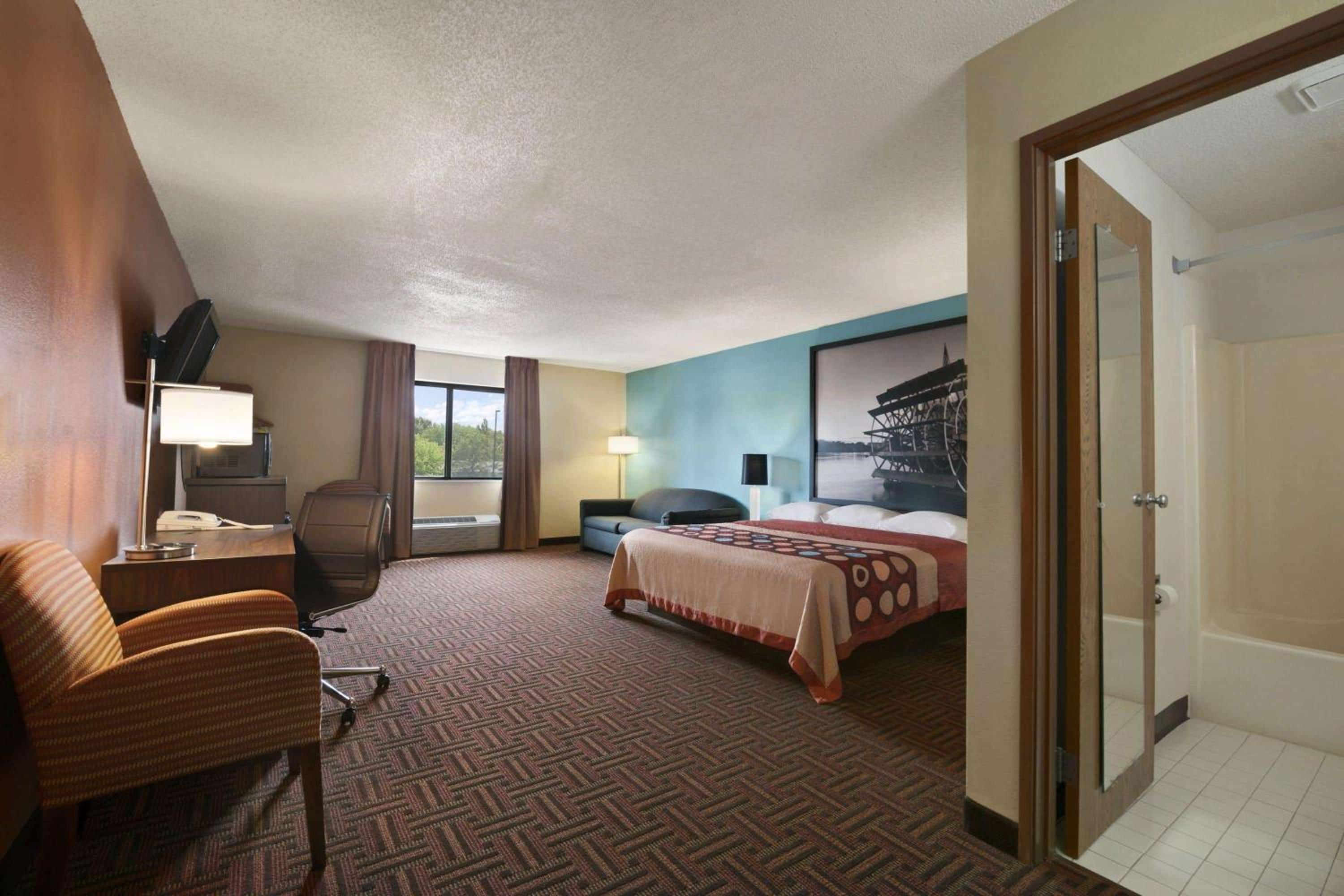 Peoria Vacations - Super 8 by Wyndham Peoria - Property Image 28
