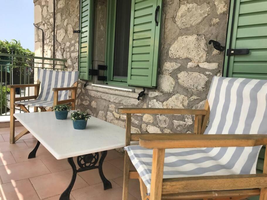 Traditional Stonehouse in Kavalos view 3