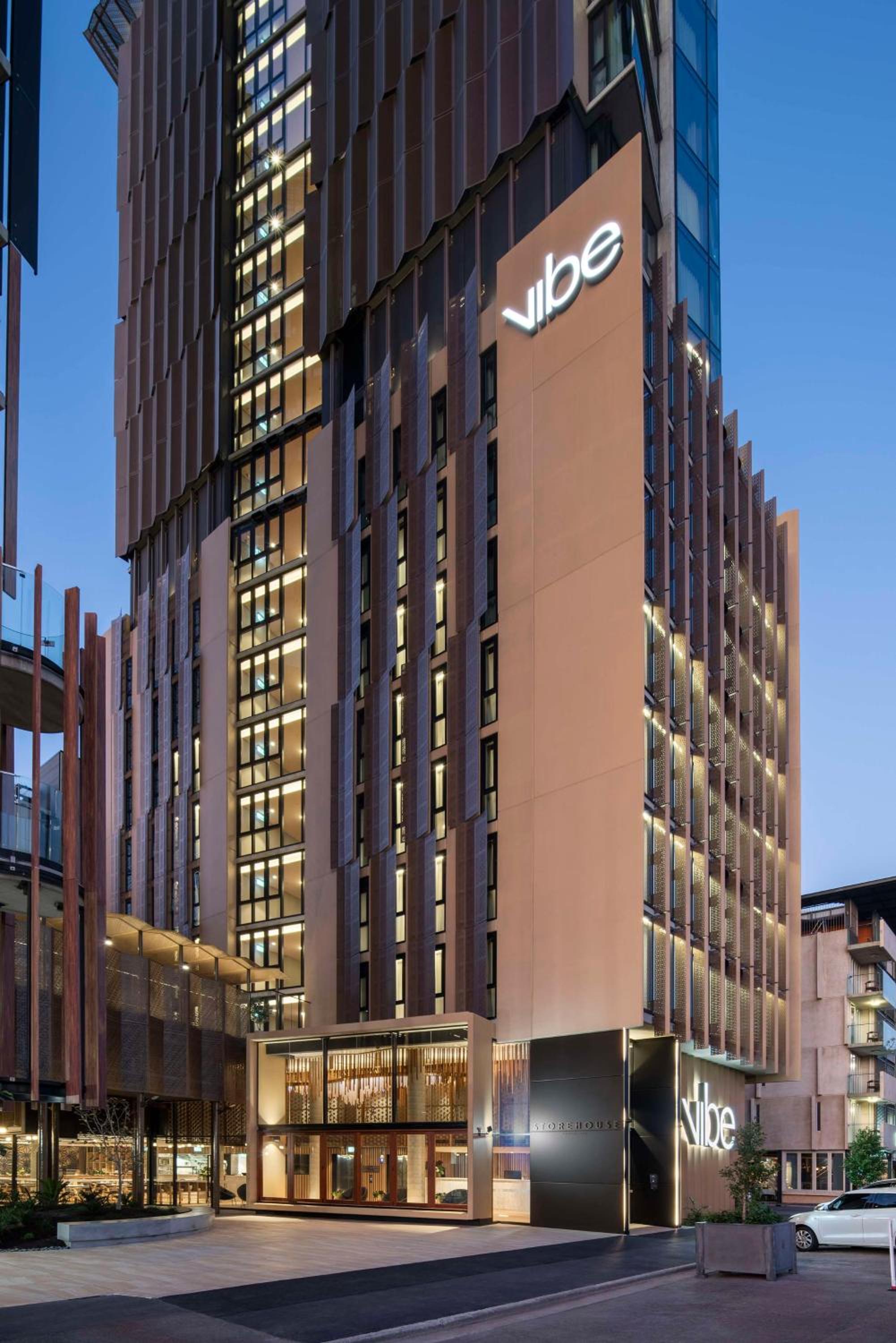 Hotel Vibe Hotel Adelaide - Image 1