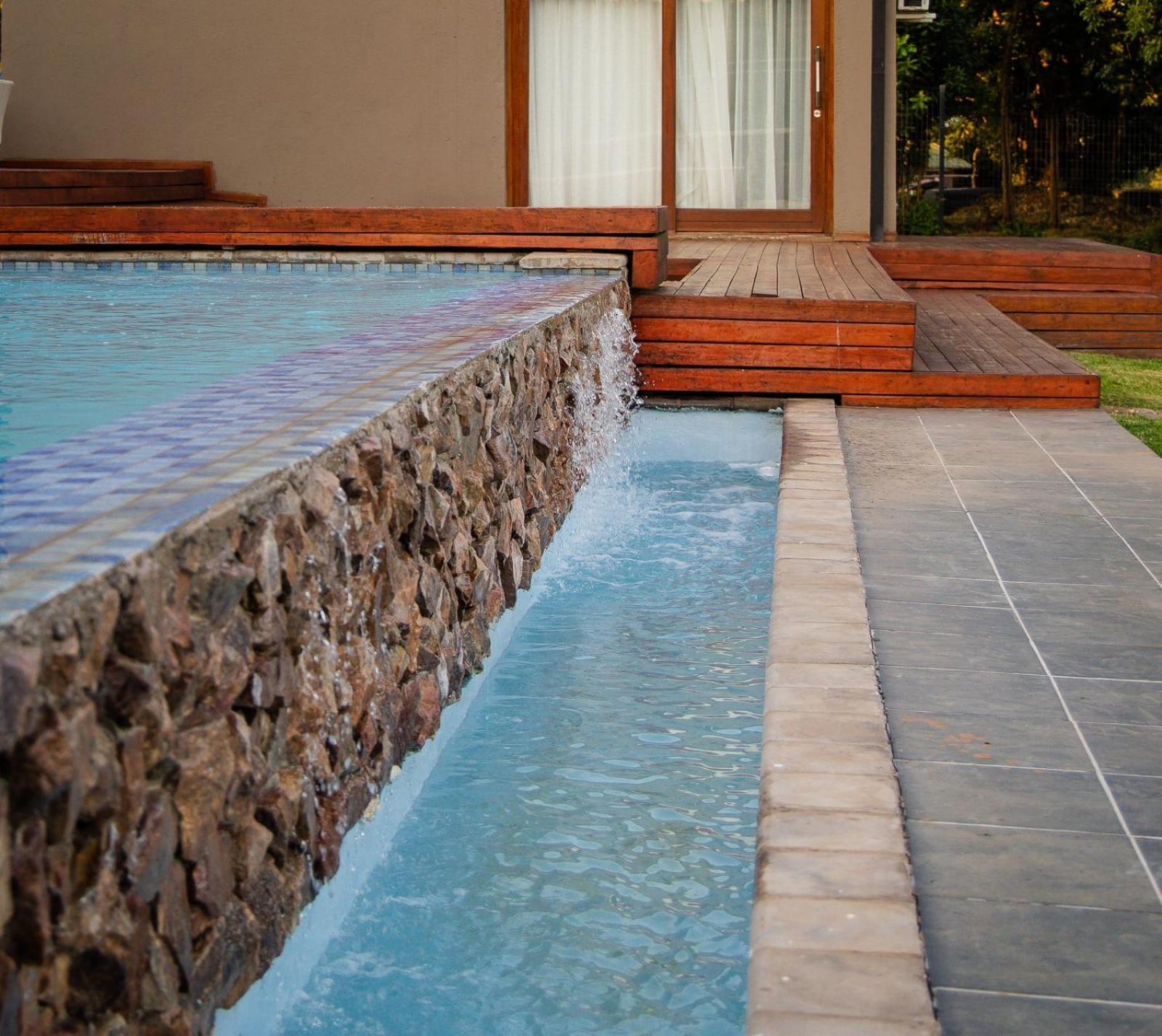 Elim Lakeside House view 4